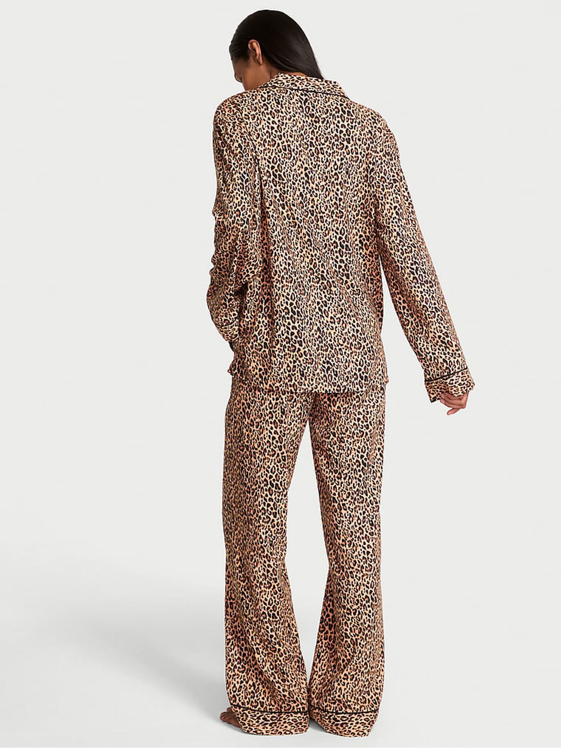 Marzipan Leo Black Flannel Long Pyjamas Set - Image 2 of 4