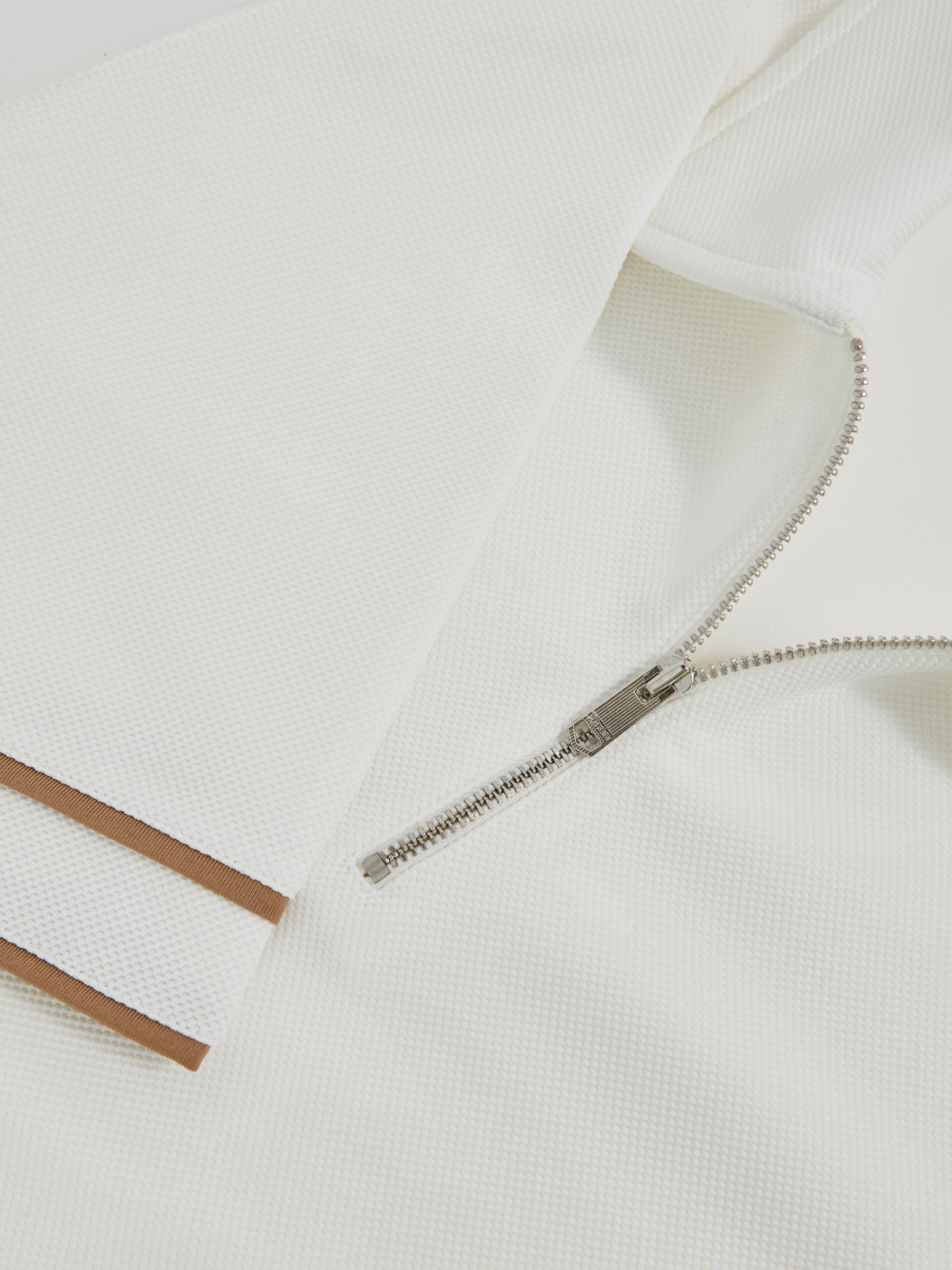 Textured Half-Zip Tipped Polo Shirt in White - Image 5 of 5