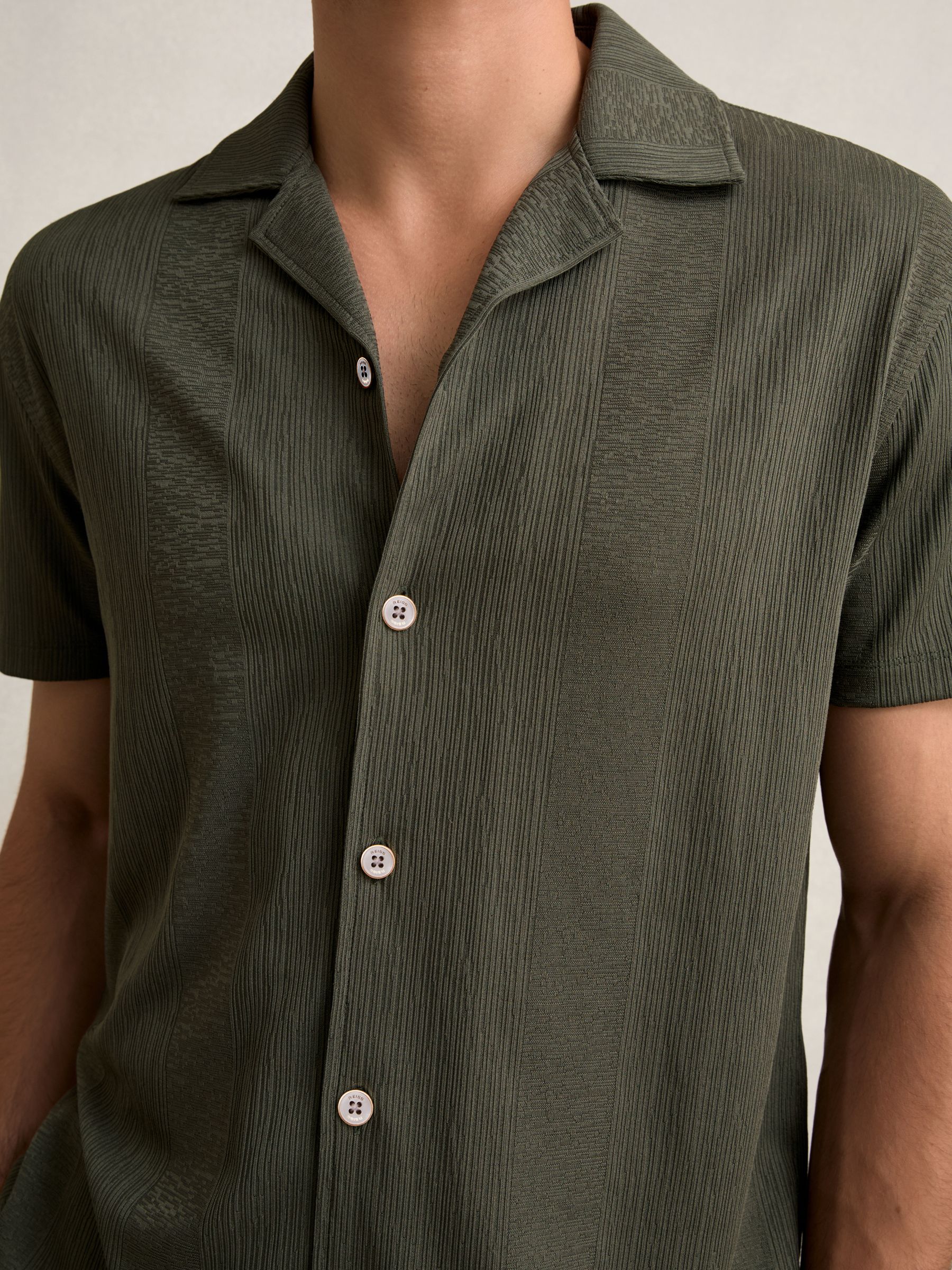 Jacquard-Stripe Cuban-Collar Shirt in Dark Green - Image 2 of 6