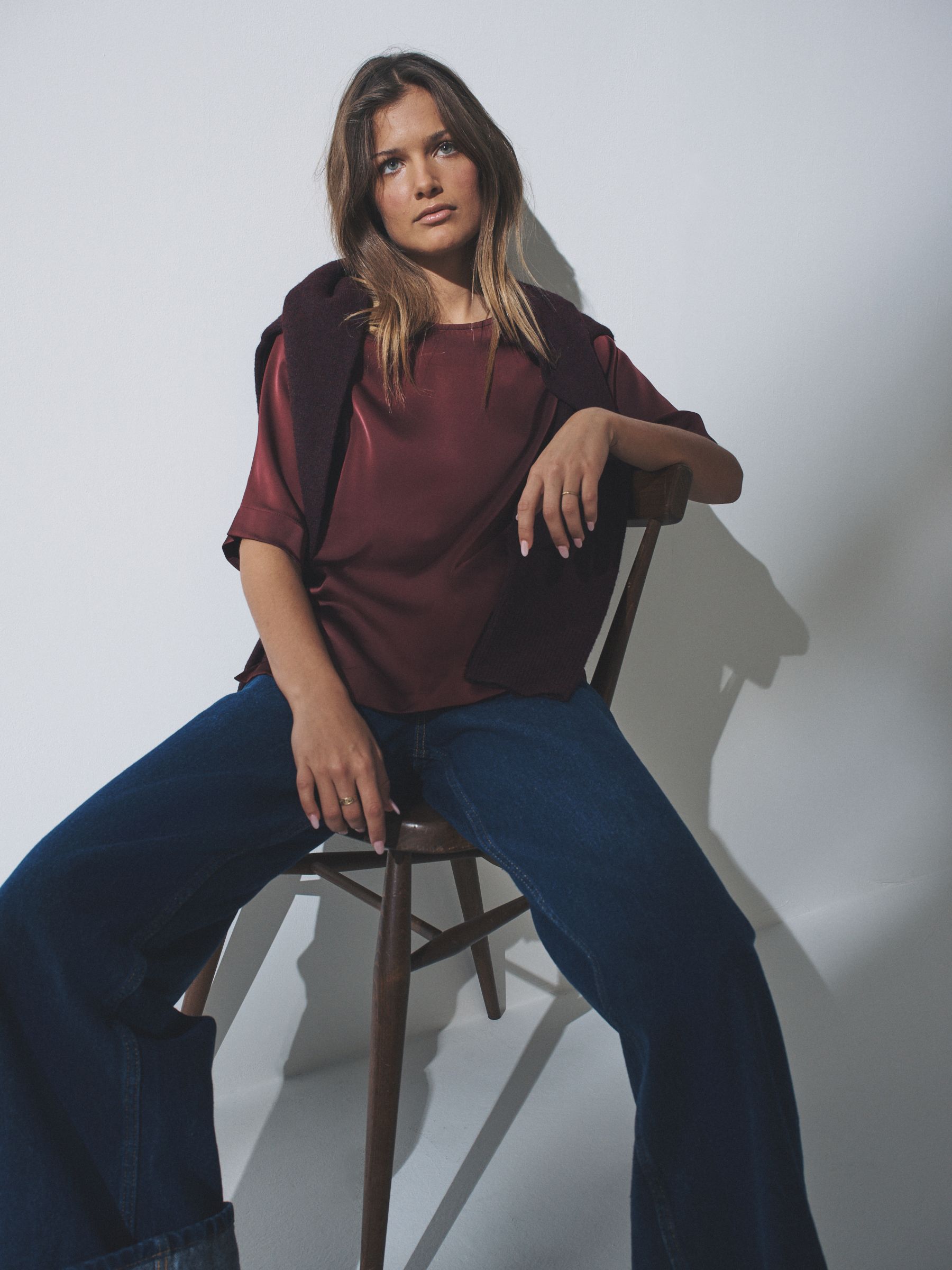 2 Pack Satin Shortsleeve Tops - Image 5 of 11