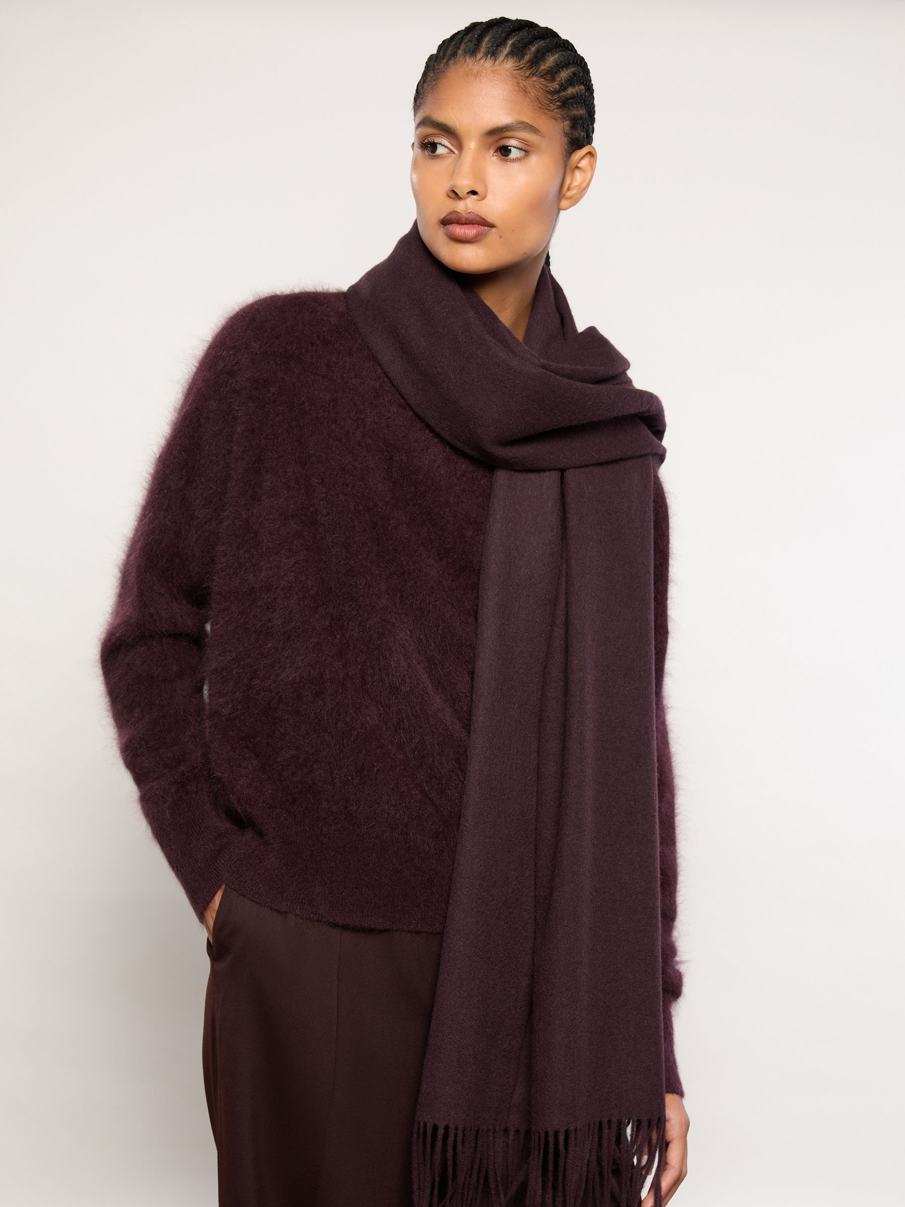 Wool-Cashmere Script-Logo Scarf in Burgundy - Image 2 of 6