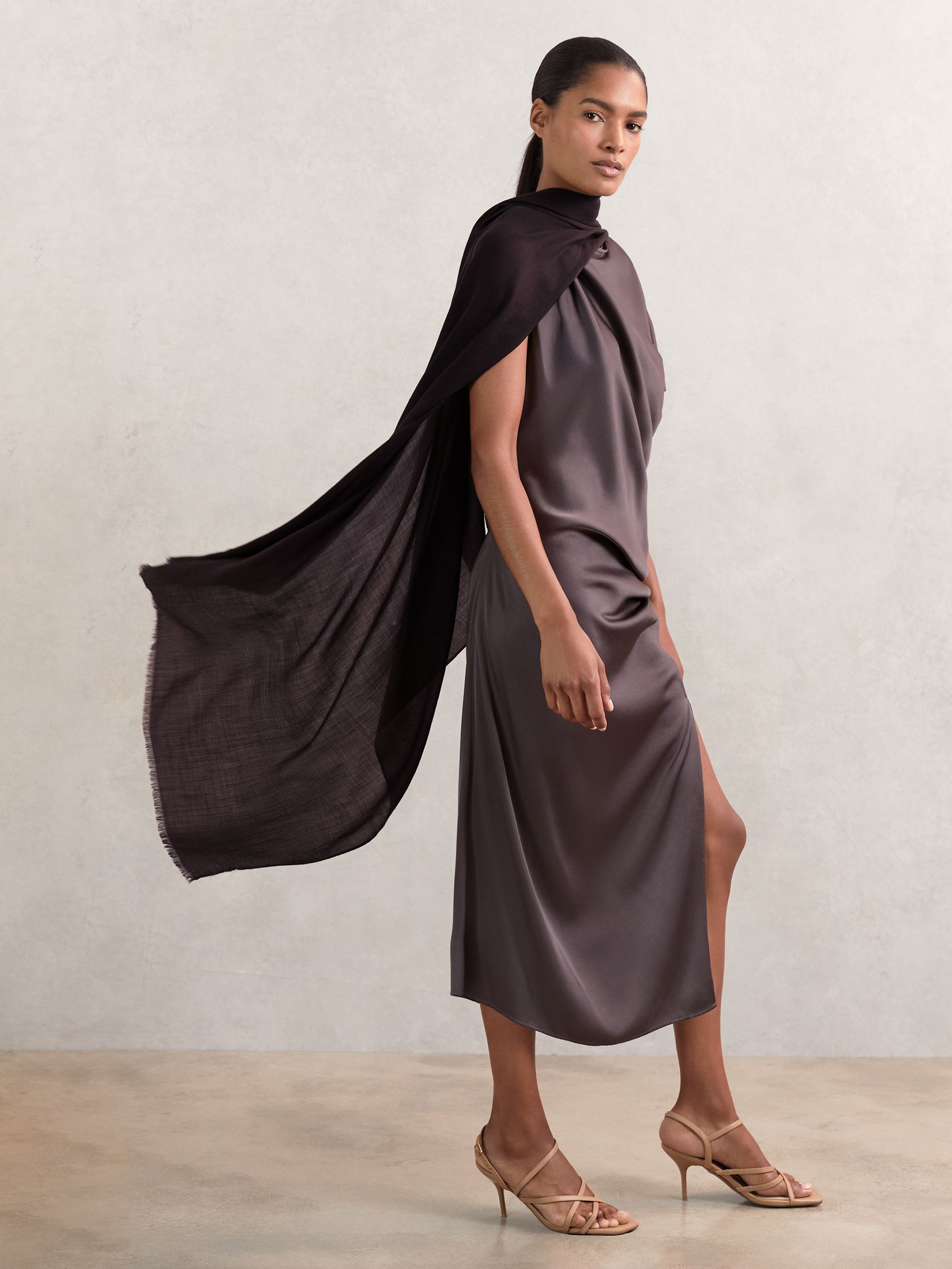 Wool-Cashmere Lightweight Scarf in Burgundy - Image 2 of 5