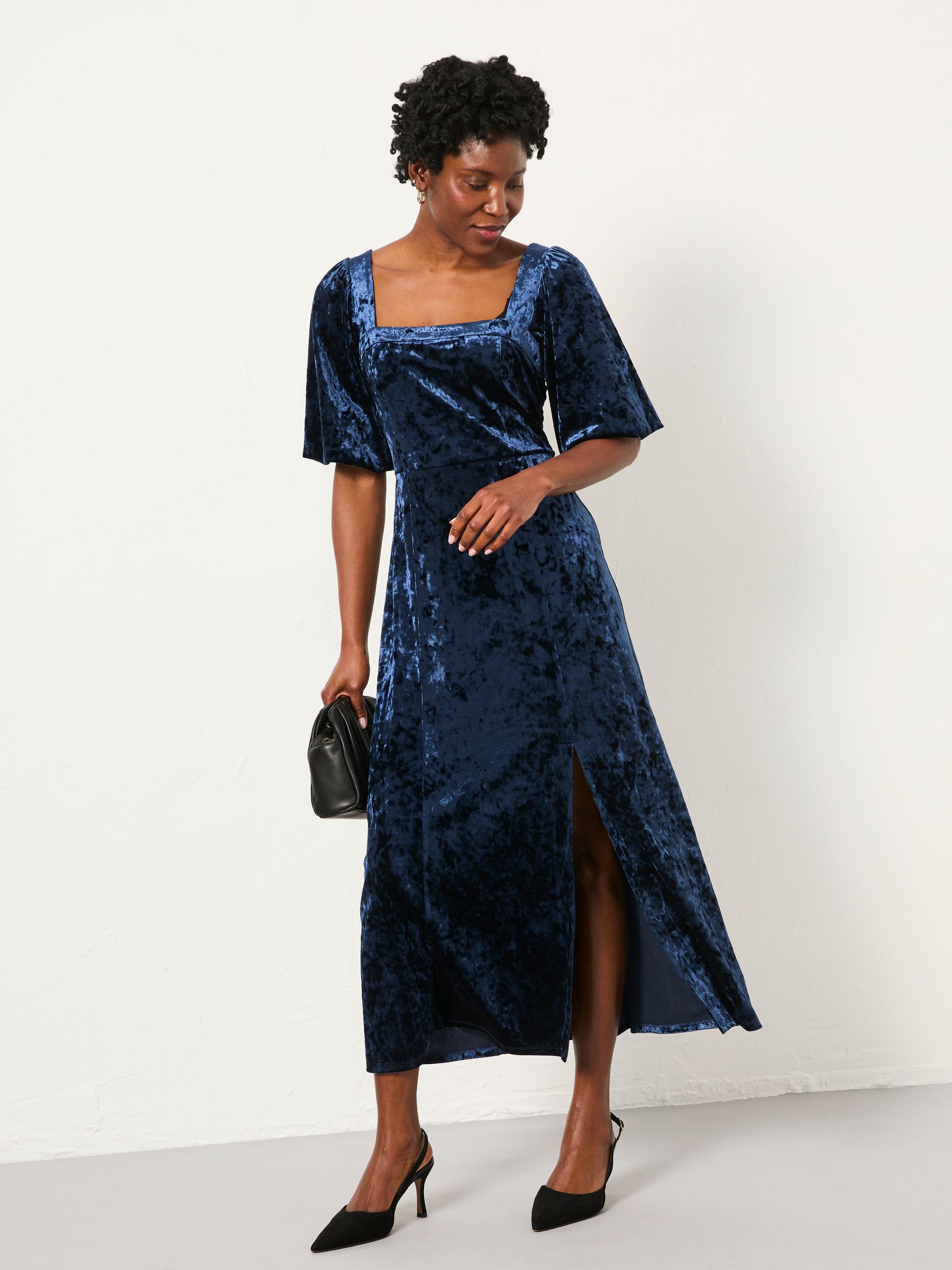 navy blue petite dresses with sleeves Isla Indigo Velvet Midi Dress Ayolanni Dresses for Women Price_over $990 Core Colors:Cinnamon Rose Styled with a nude