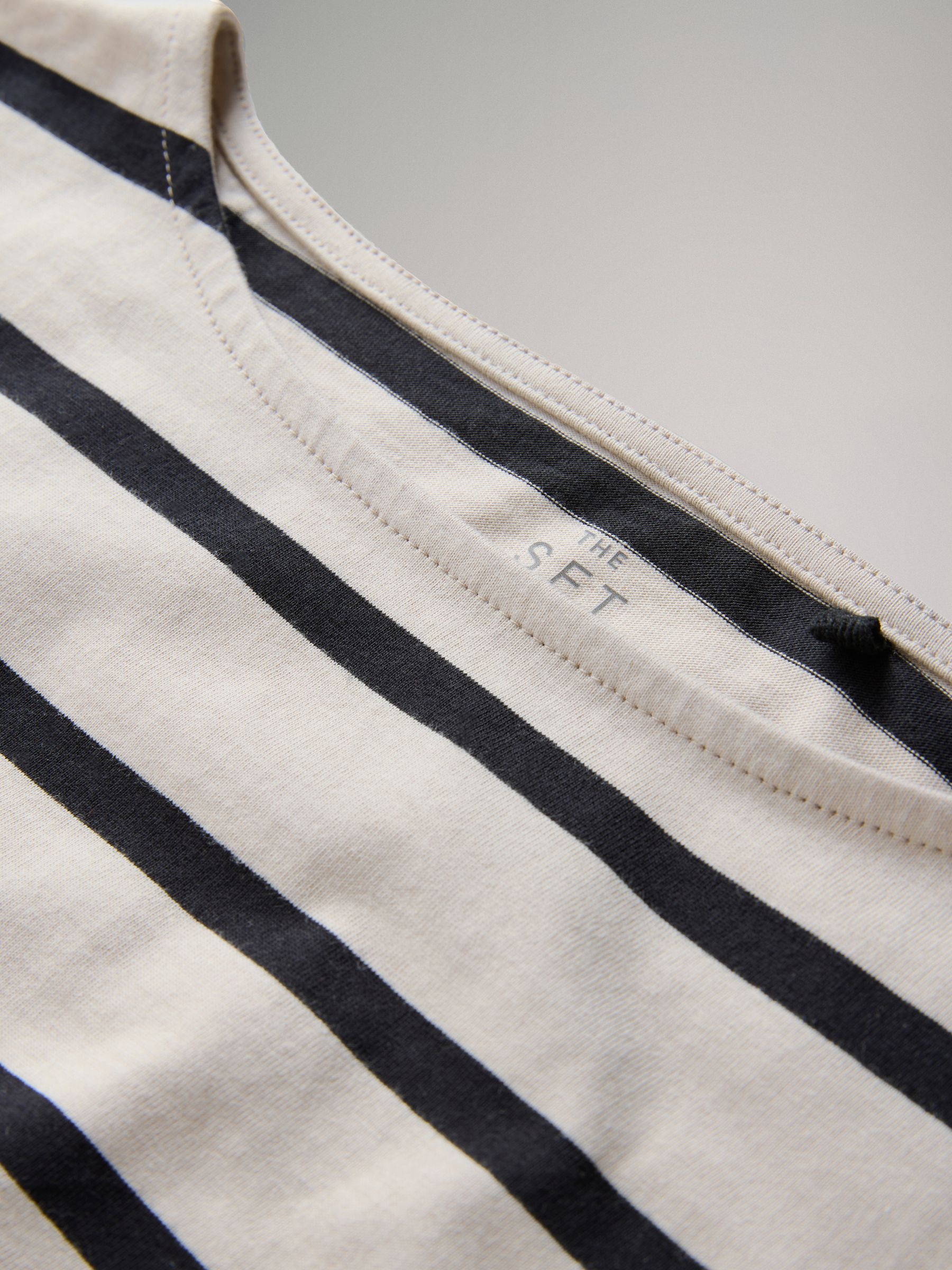 Multi 2 Pack Heavyweight Boat Neck Boxy T-Shirts - Image 4 of 5