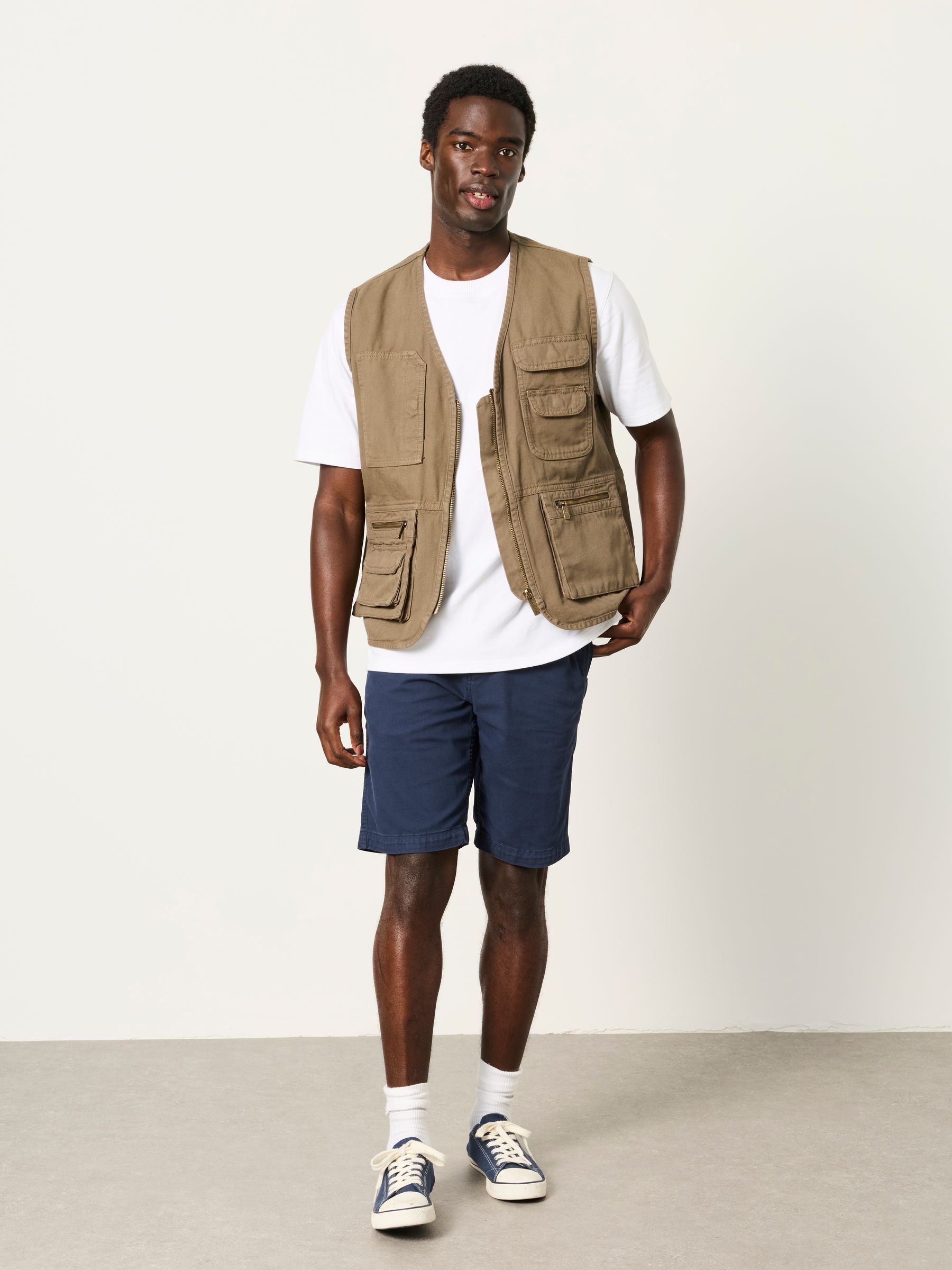 Brixham Khaki Green Gilet - Image 4 of 7