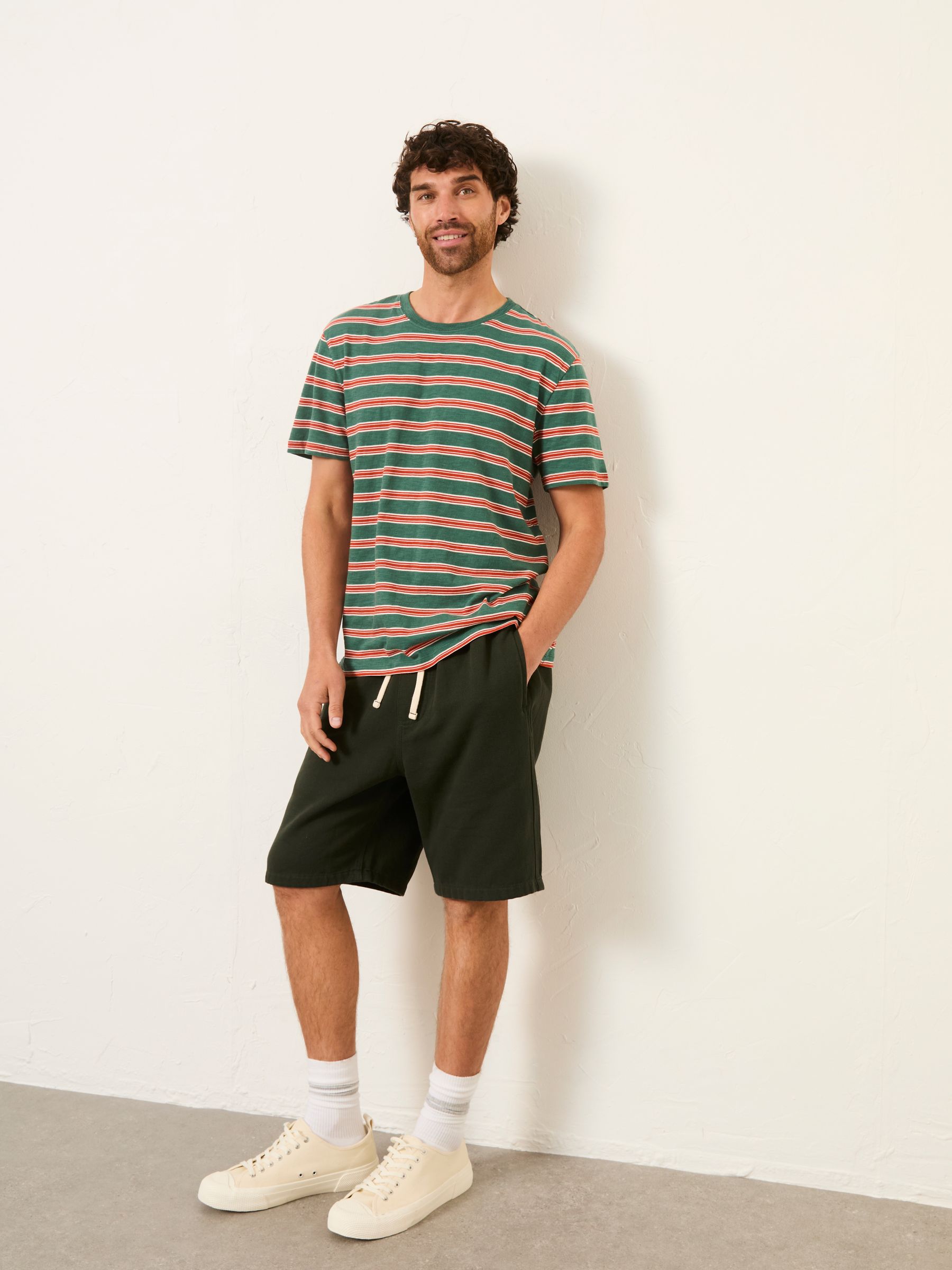 Ladram Dark Green Relaxed Pull On Short - Image 5 of 6