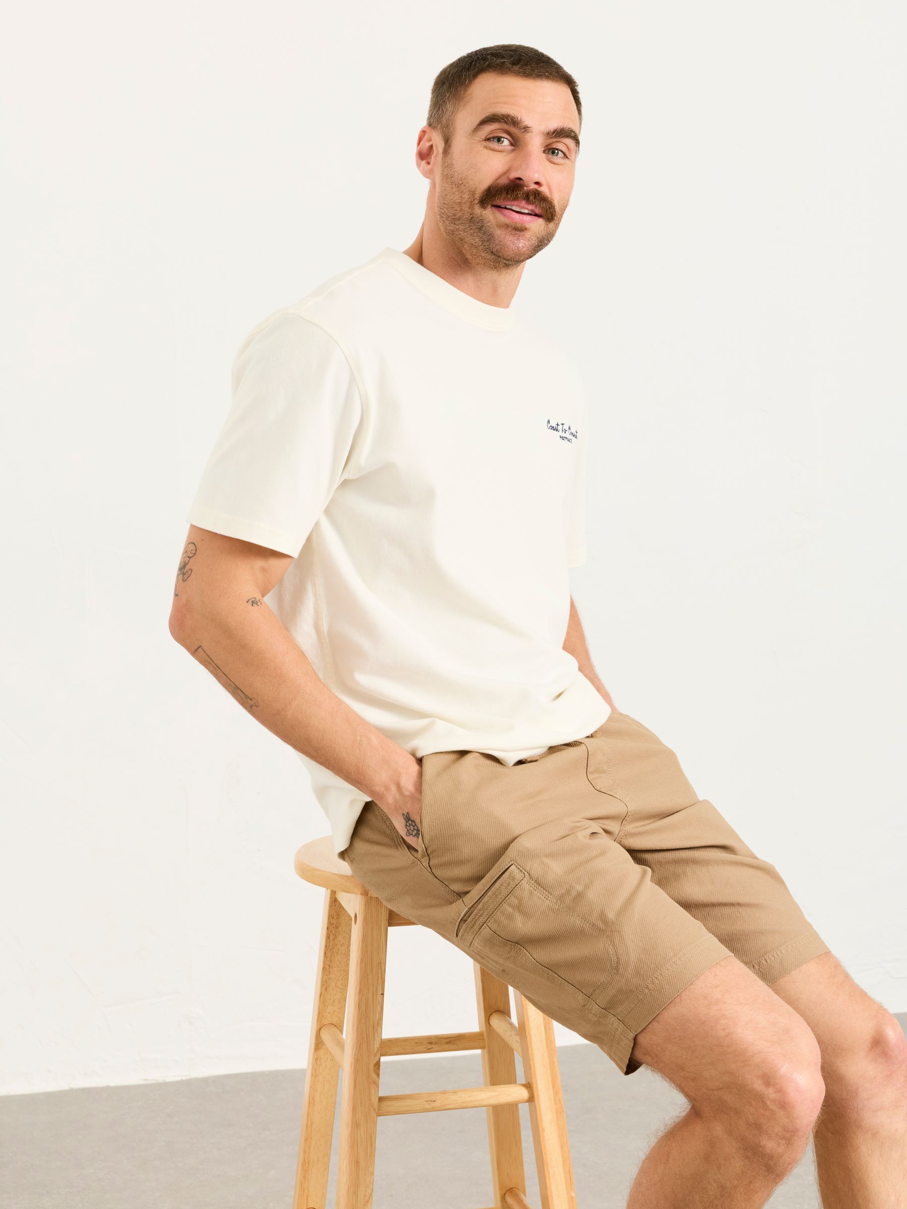 Padstow Dark Natural Pull On Garment Dye Utility Shorts - Image 5 of 6