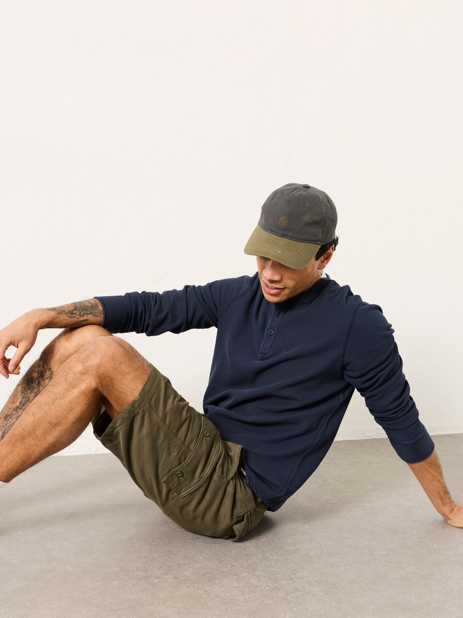 Brecon Khaki Green Garment Dye Cargo Shorts - Image 3 of 6