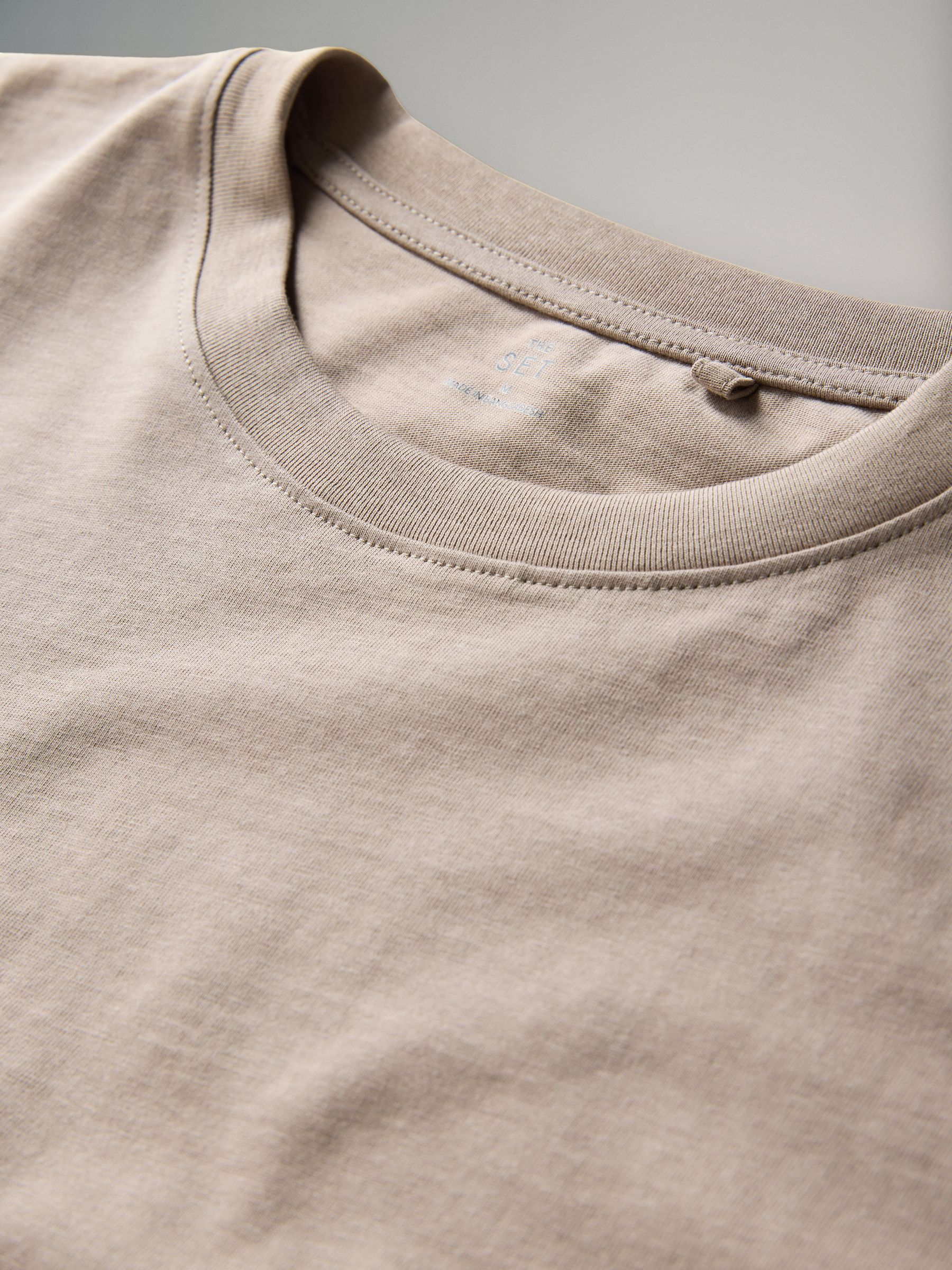 Navy/Stripe/Neutral/Khaki - 4 Pack Heavyweight Relaxed Long Sleeve T-Shirts - Image 6 of 6
