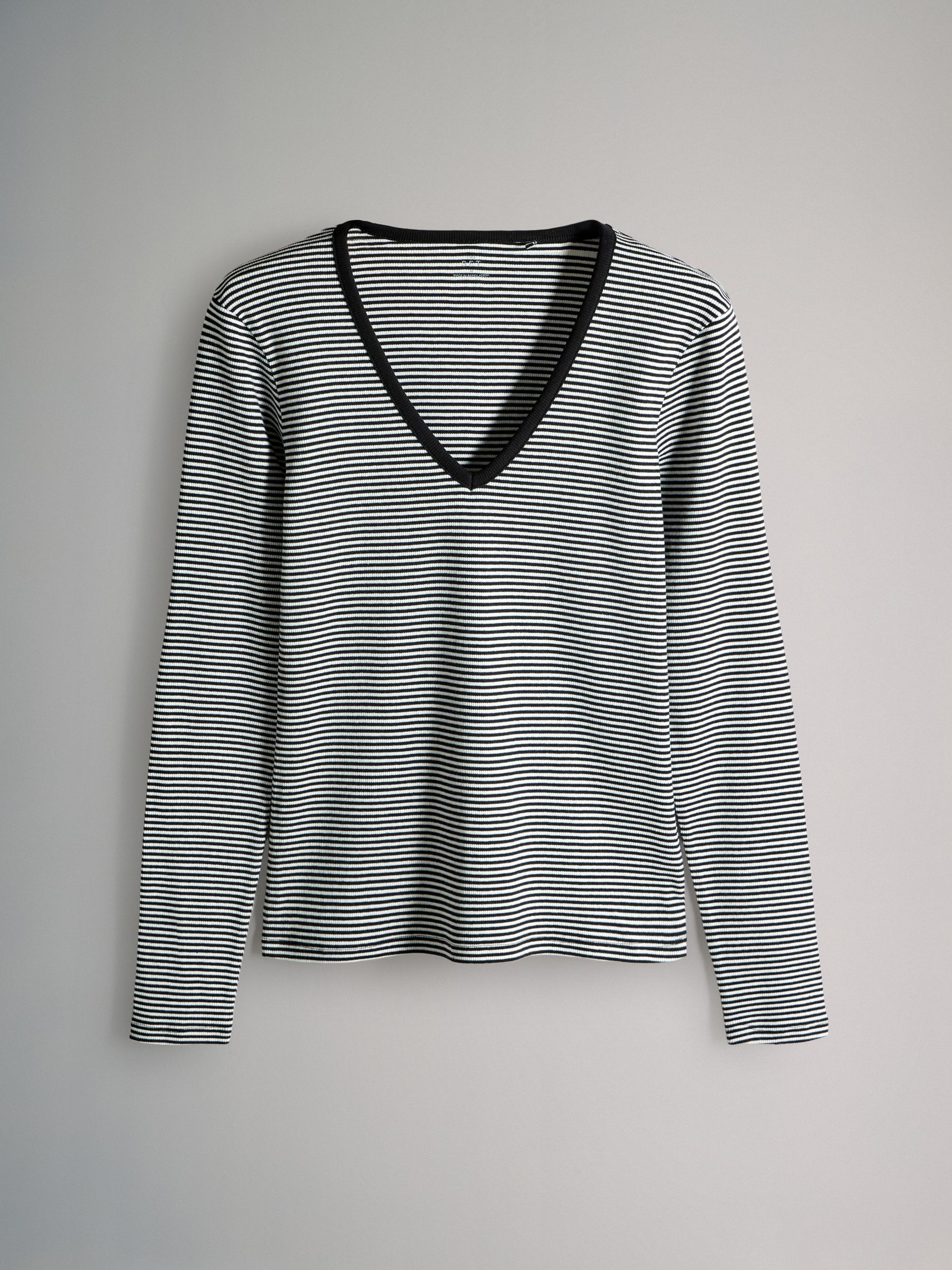 Black/White/Grey/Stripe - 4 Pack V-Neck Ribbed Long Sleeve T-Shirts - Image 7 of 11