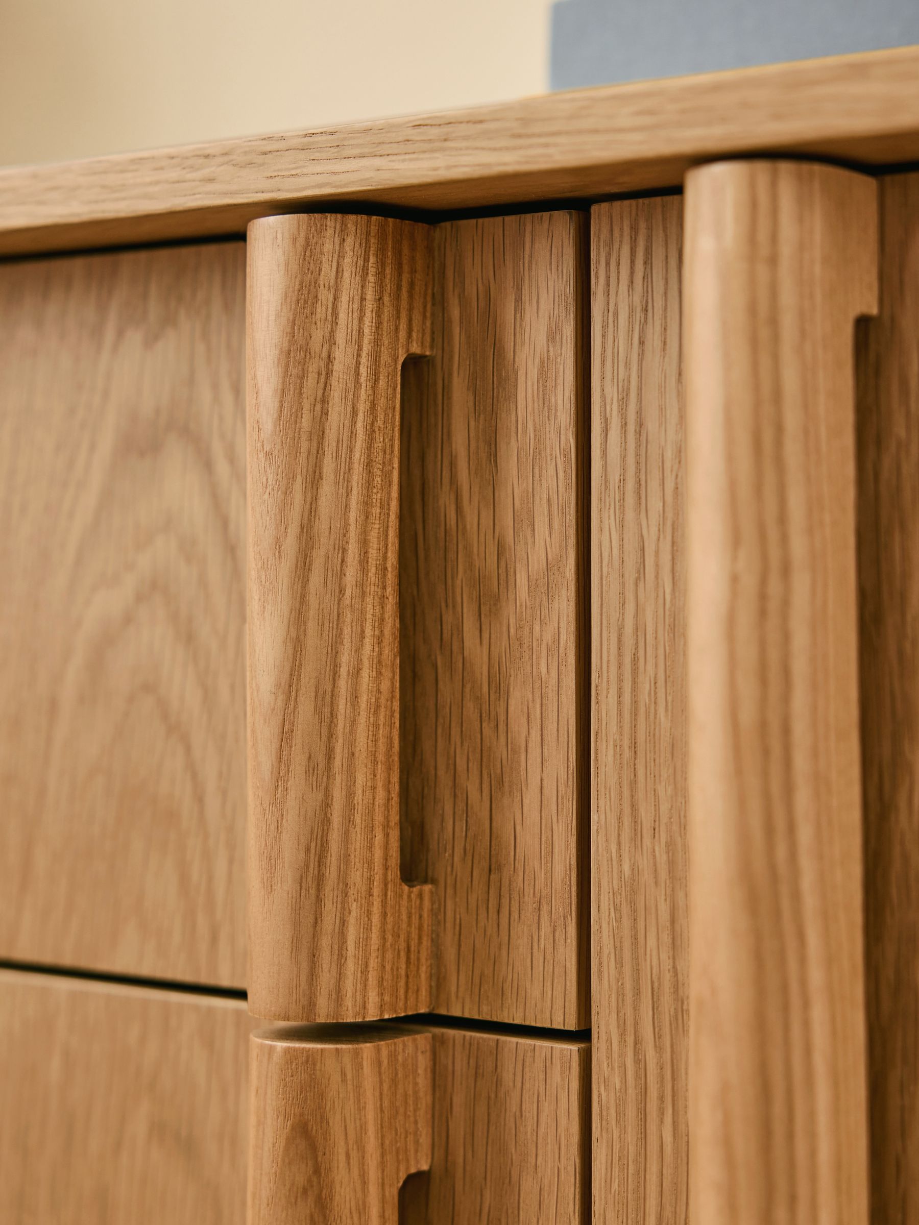 Reeve Large Large Sideboard in Oak - Image 2 of 5