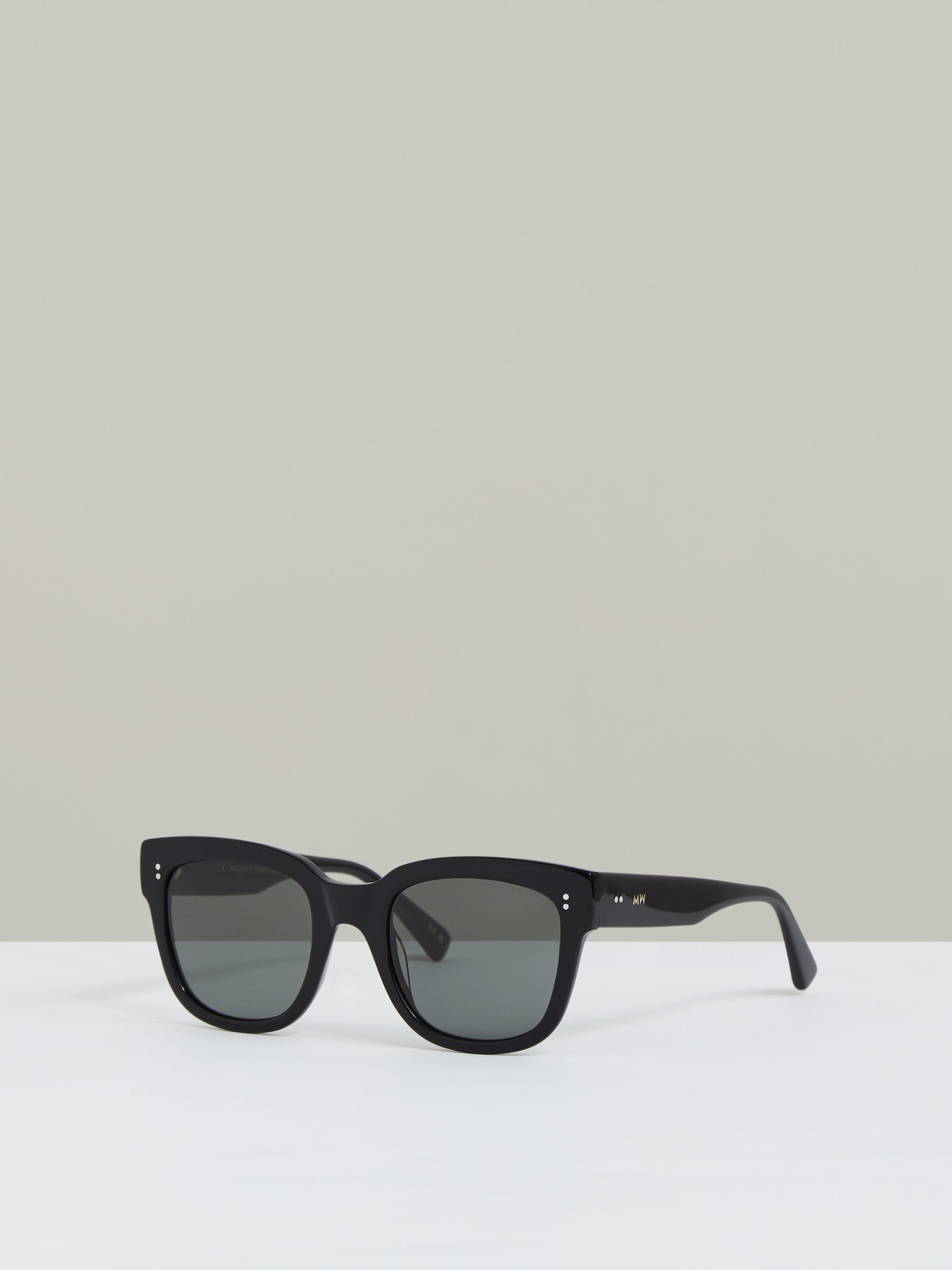 MESSYWEEKEND Square Frame Sunglasses in Black - Image 1 of 3
