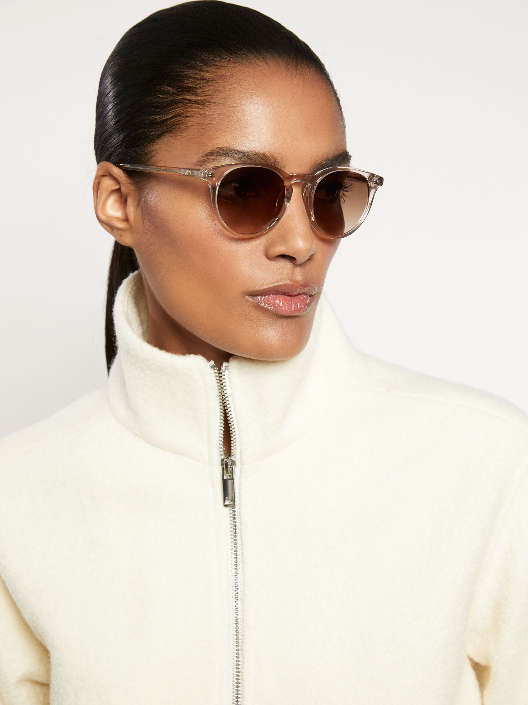 MESSYWEEKEND Round Frame Sunglasses in Pink - Image 4 of 5