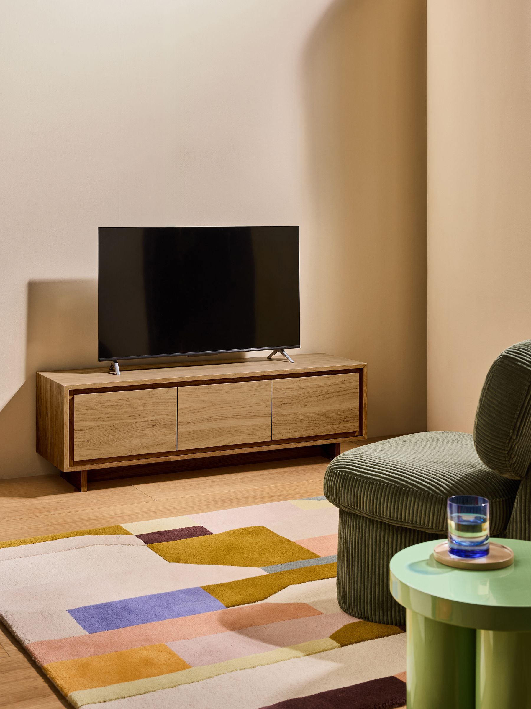 Kaci Wide Up to 50 Inch TV Unit in Oak Effect - Image 3 of 7