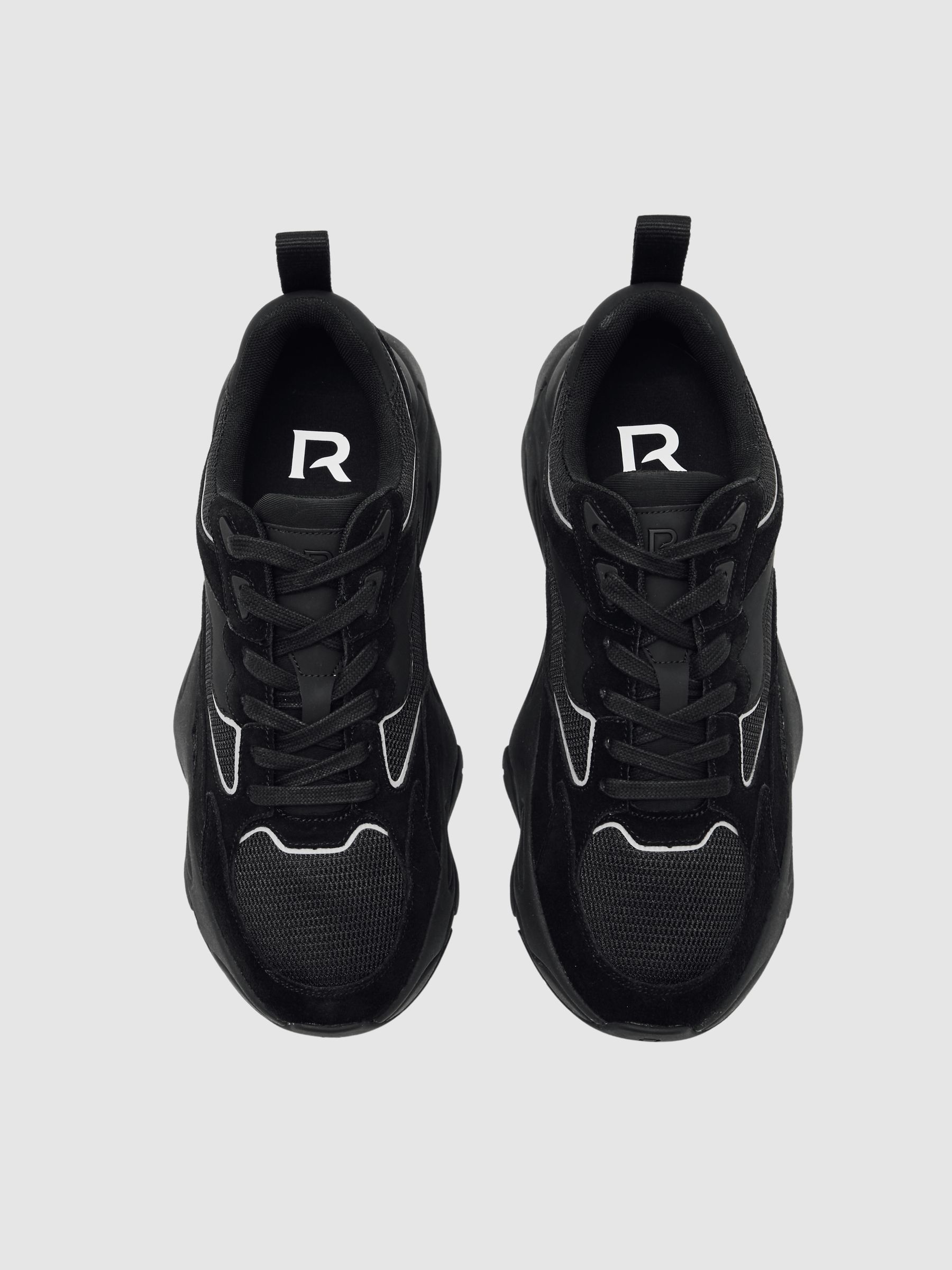 Chunky-Sole Panelled Runner Trainers in Black - Image 3 of 6