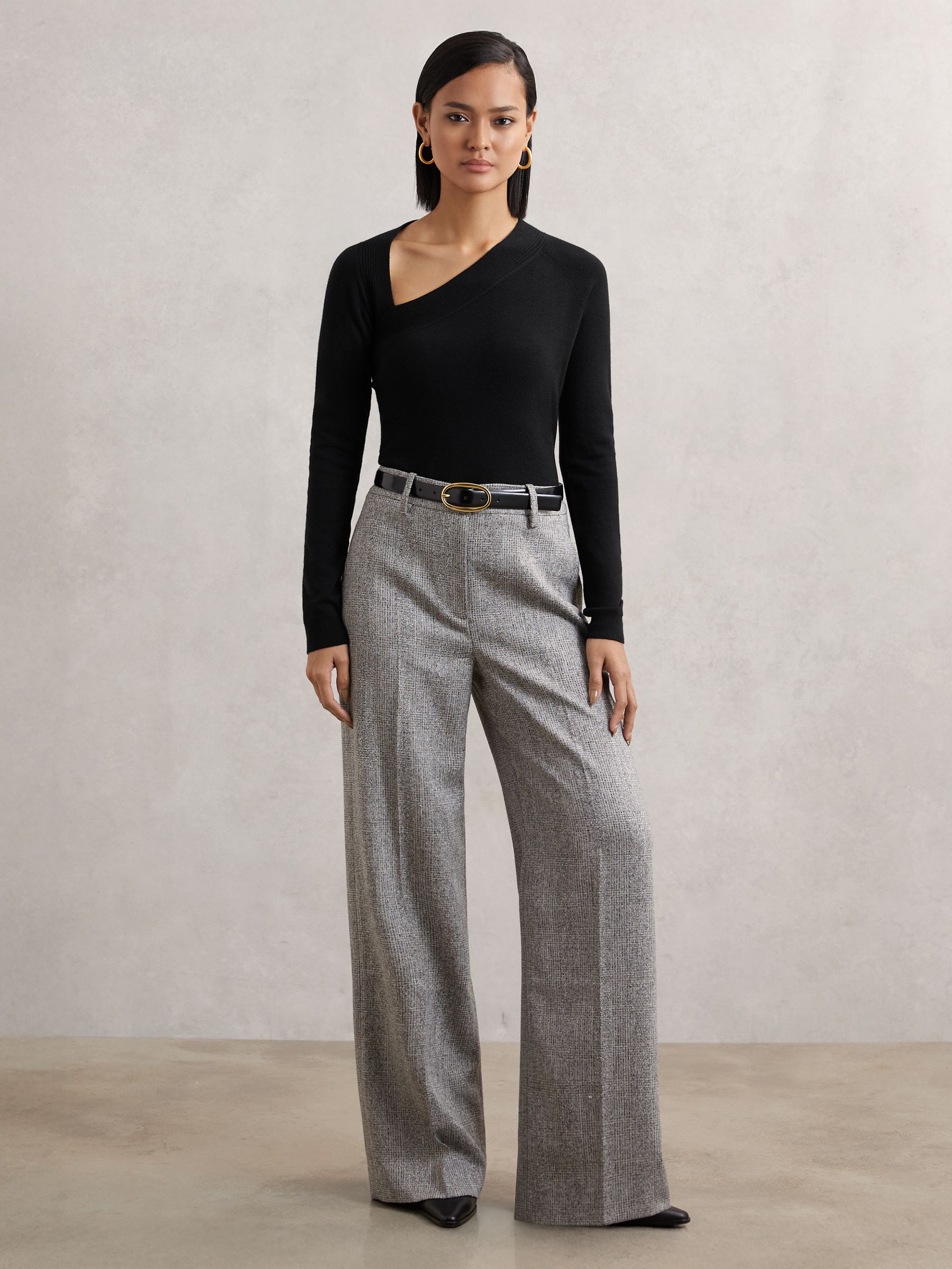 Wool-Blend Asymmetric Knit Top in Black - Image 4 of 6