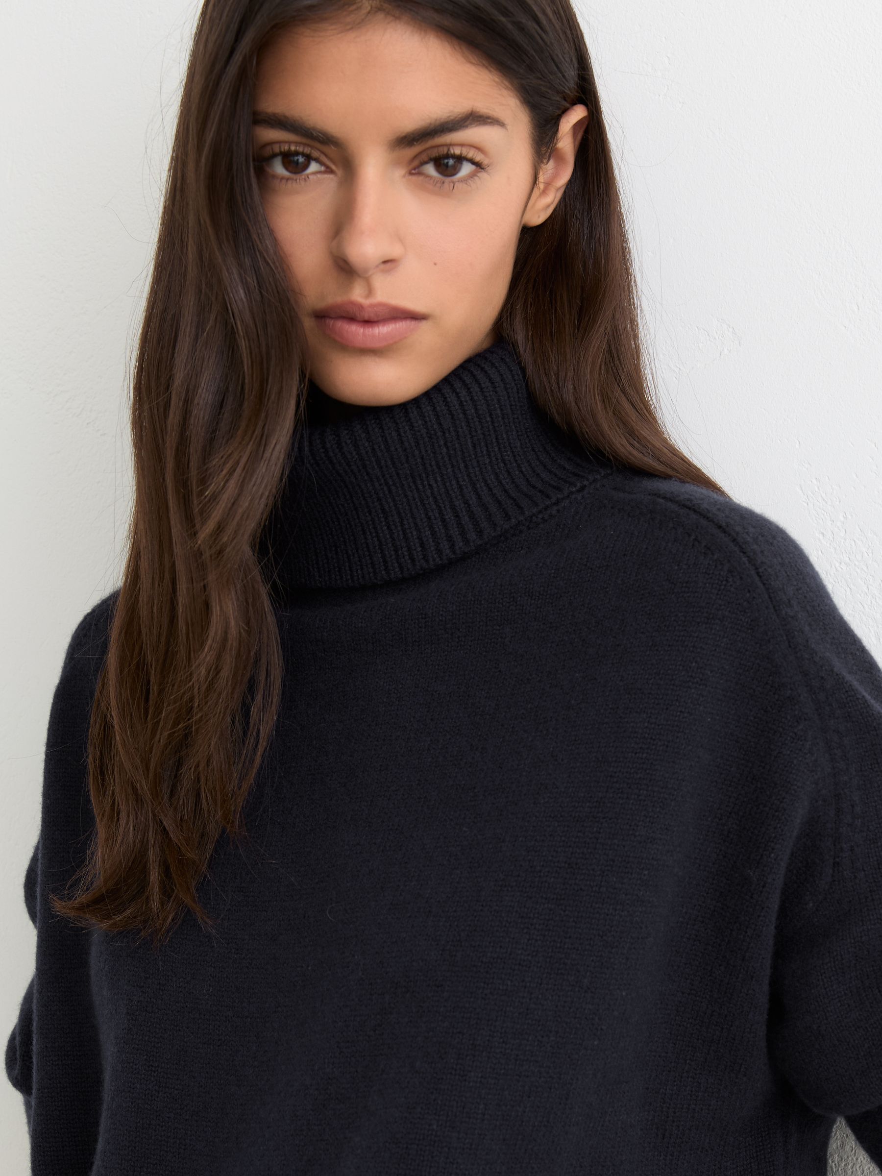 Wool-Cashmere Roll-Neck Jumper in Navy - image 5