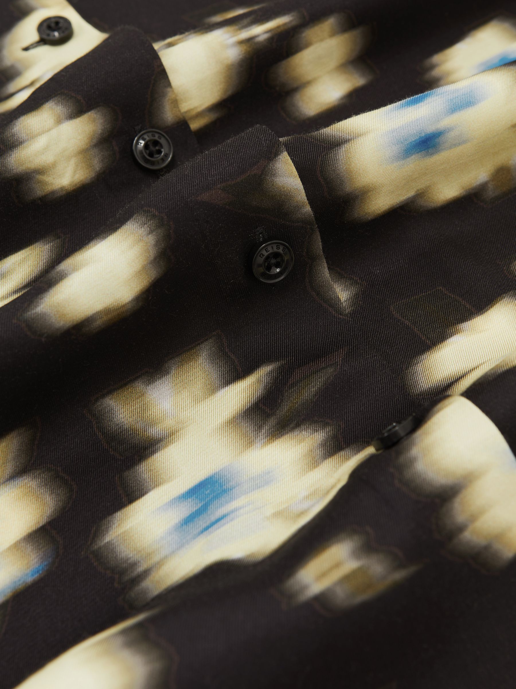 Abstract Floral-Print Shirt in Black - image 3