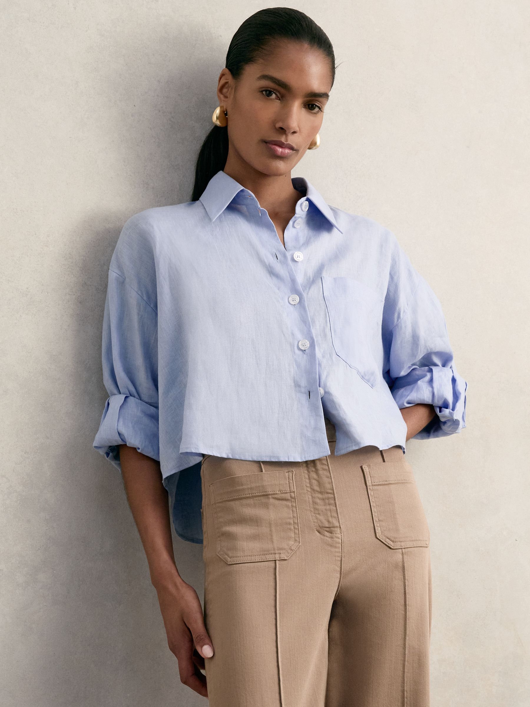Oversize Linen Cropped Shirt in Blue - Image 4 of 8