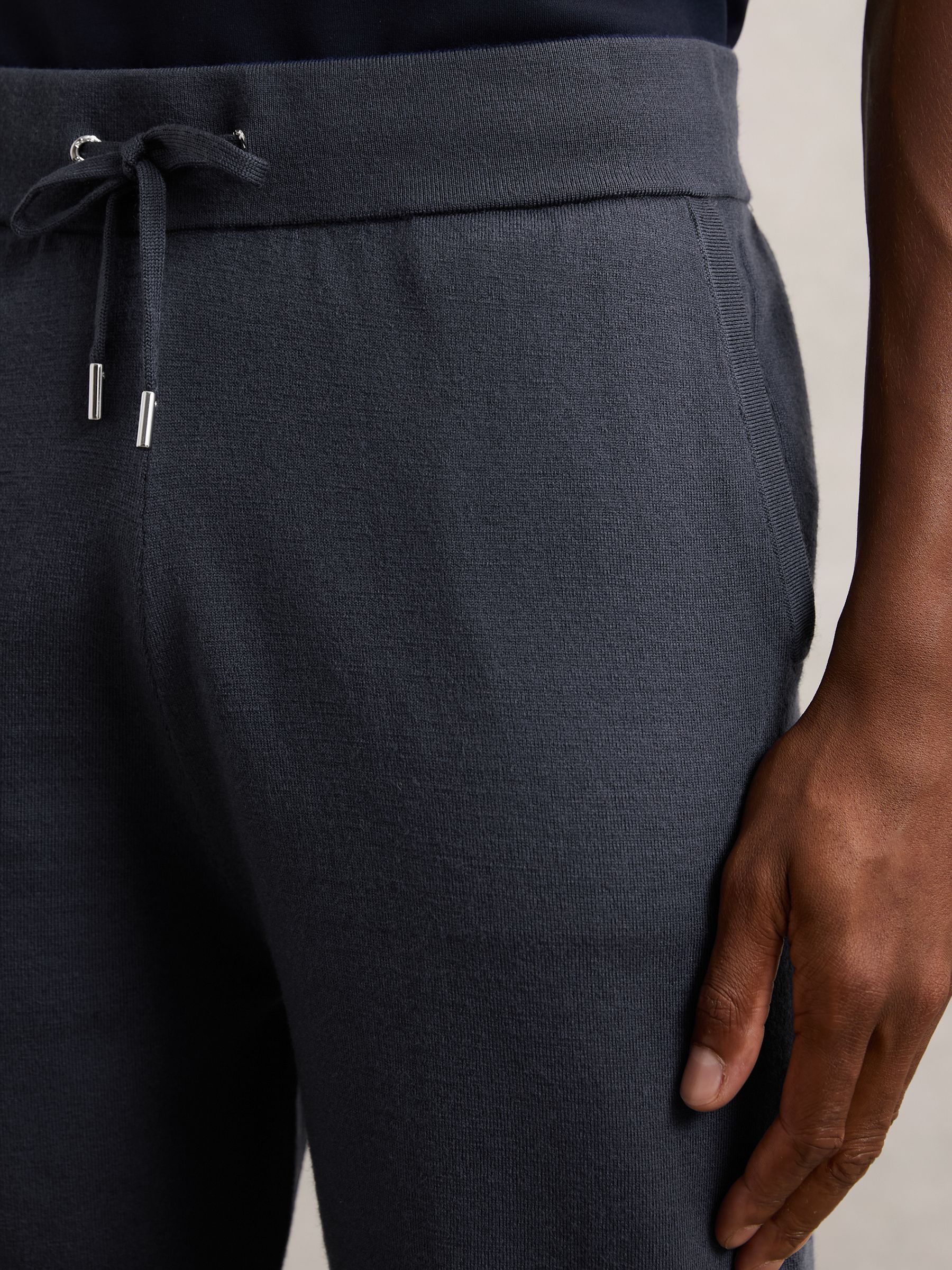 Merino Wool-Blend Cuffed Joggers in Midnight Navy - Image 4 of 7
