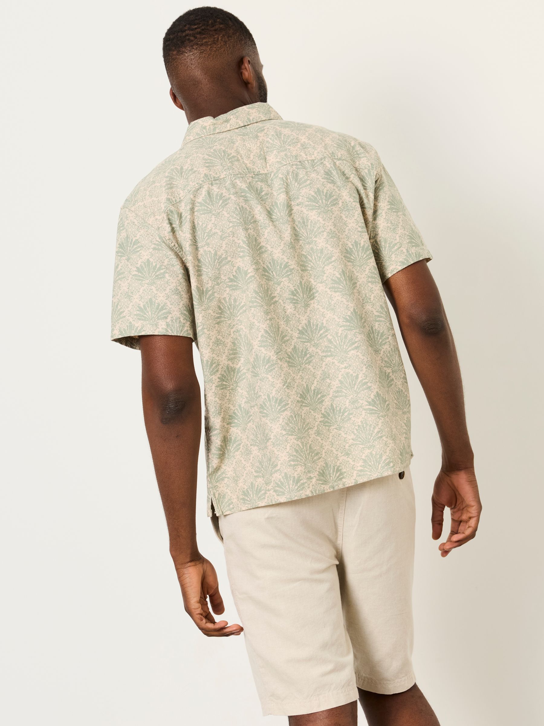 Green Haze Short Sleeve Relaxed Fit Deco Palm Print Shirt - Image 2 of 6