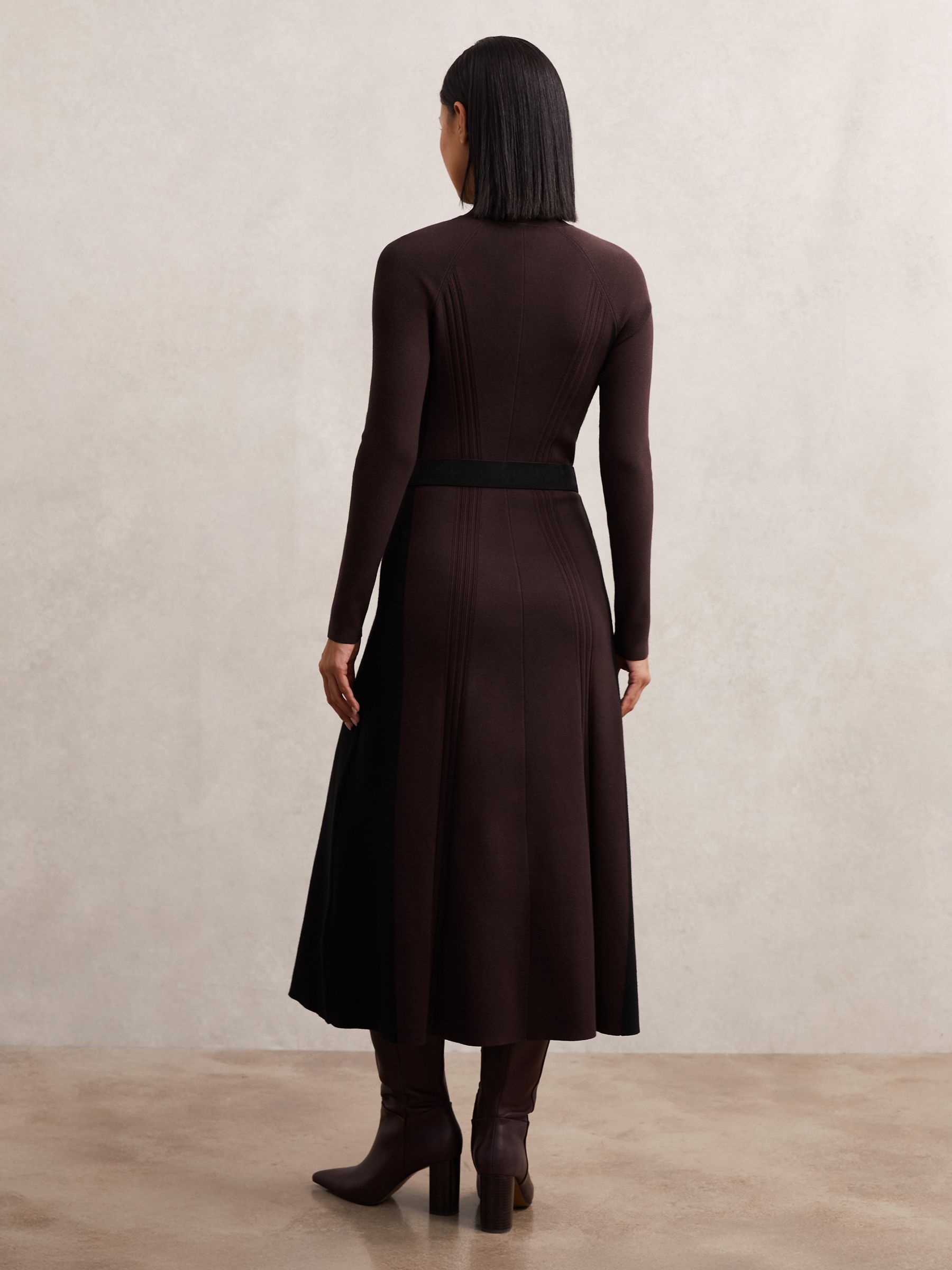 Knitted Contrast-Panel Midi Dress in Plum Purple/Black - Image 4 of 5