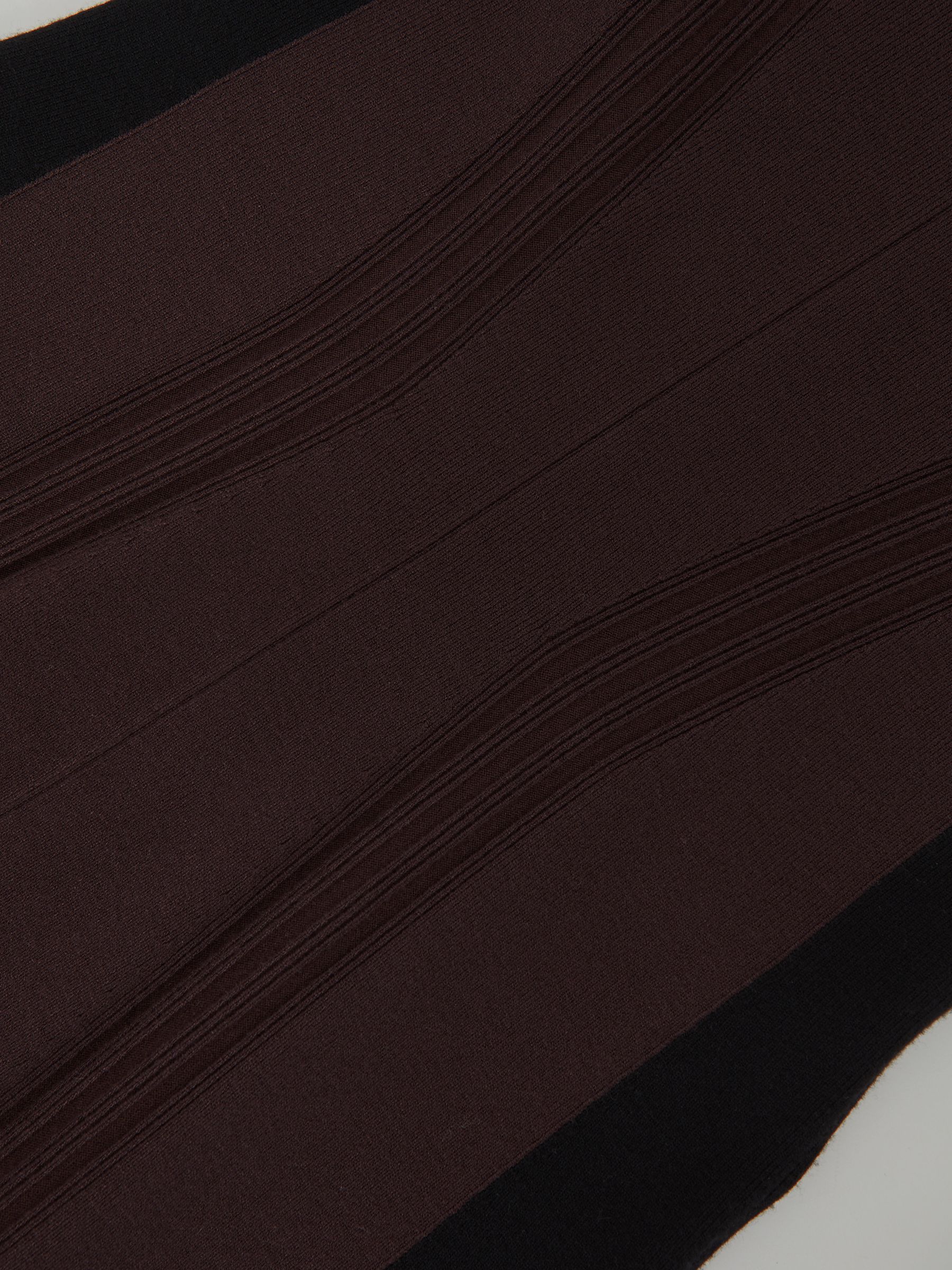 Knitted Contrast-Panel Midi Dress in Plum Purple/Black - image 3