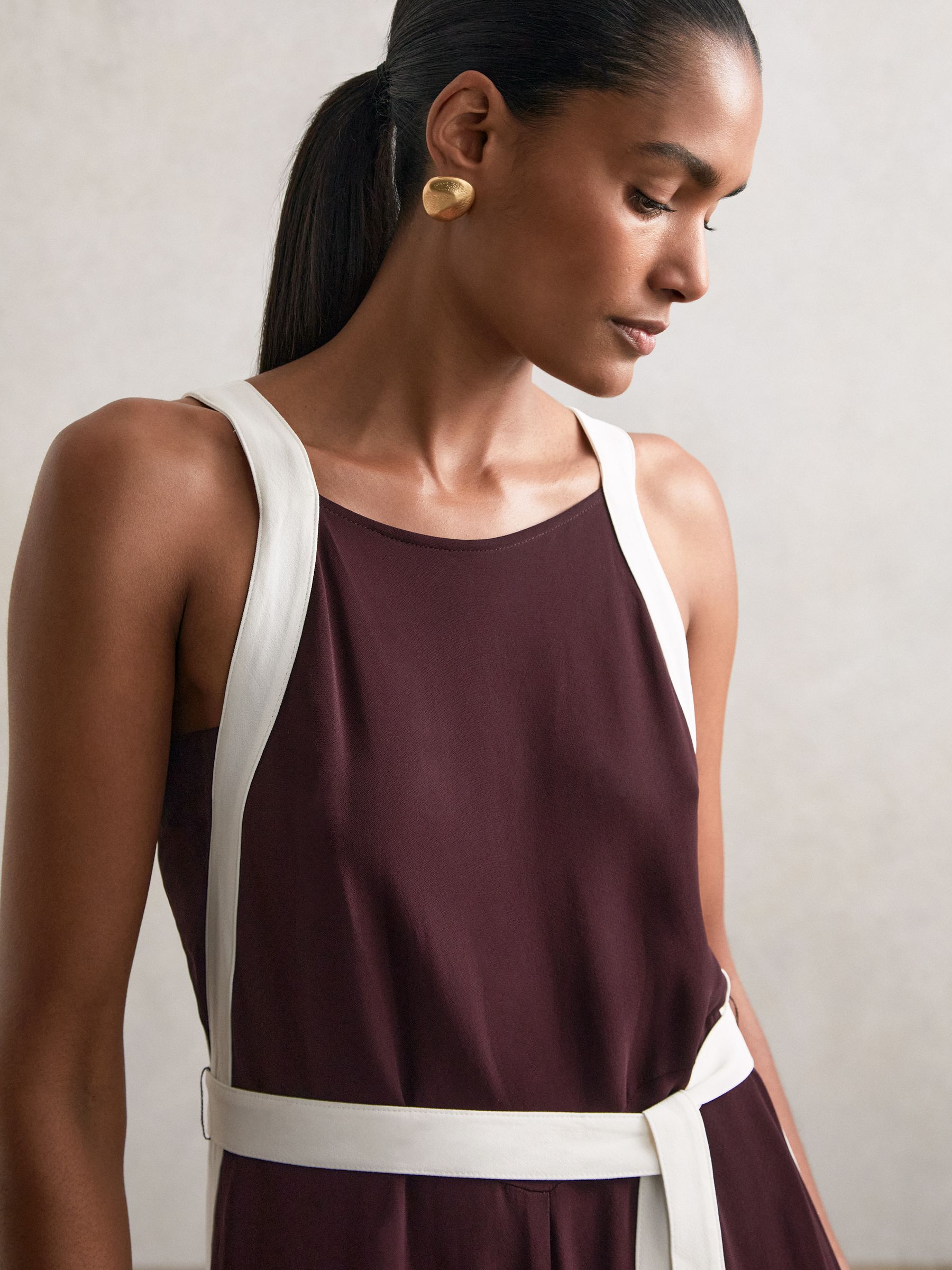 Colourblock Wide Leg Belted Jumpsuit in Burgundy/Cream - Image 4 of 6