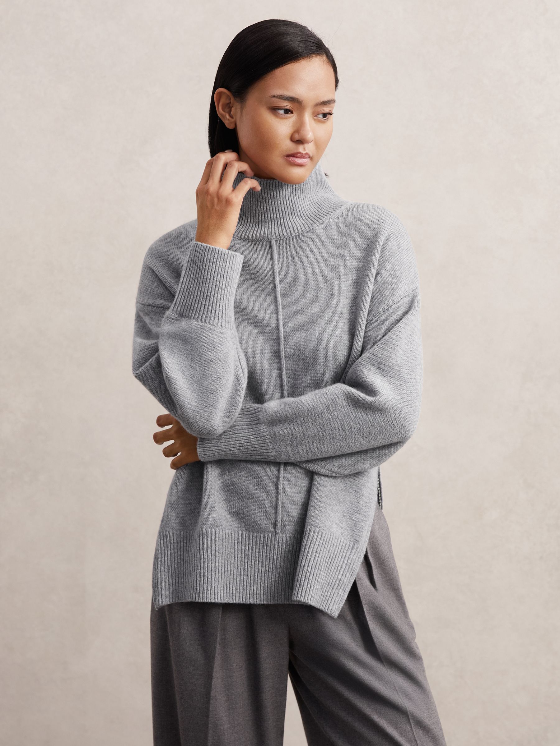 Jumper in Grey - Image 4 of 9
