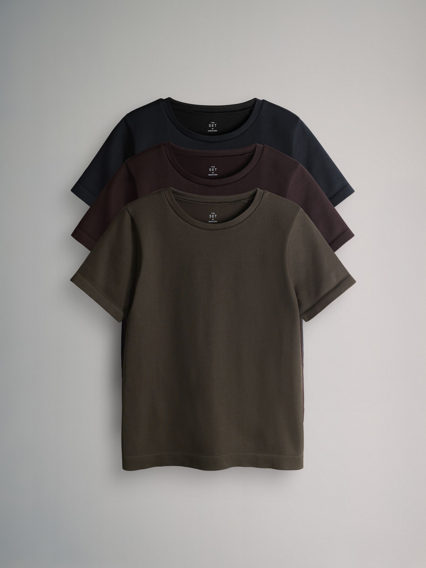 Black/Chocolate Brown/Khaki 3 Pack Active Ribbed Sports T-Shirt - Image 2 of 6
