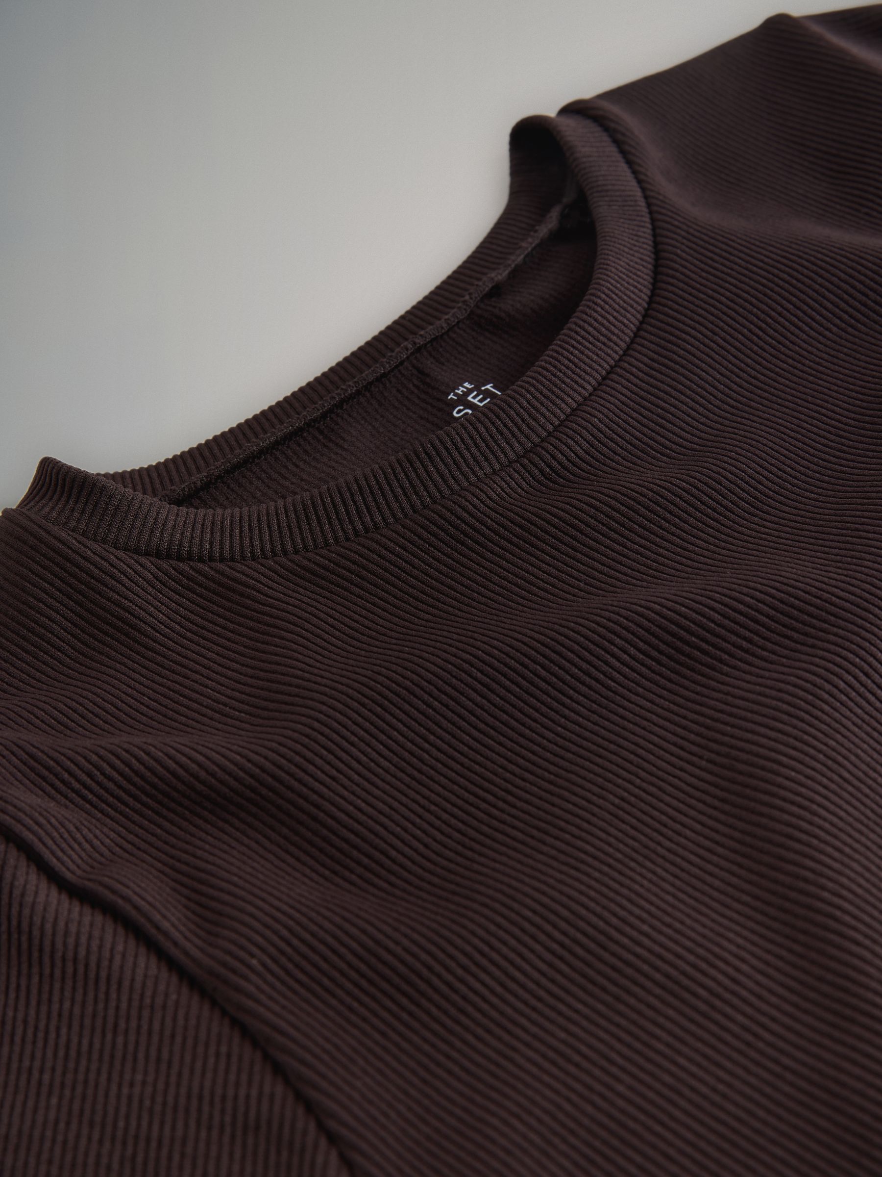 Black/Chocolate Brown/Khaki 3 Pack Active Ribbed Sports T-Shirt - Image 6 of 6