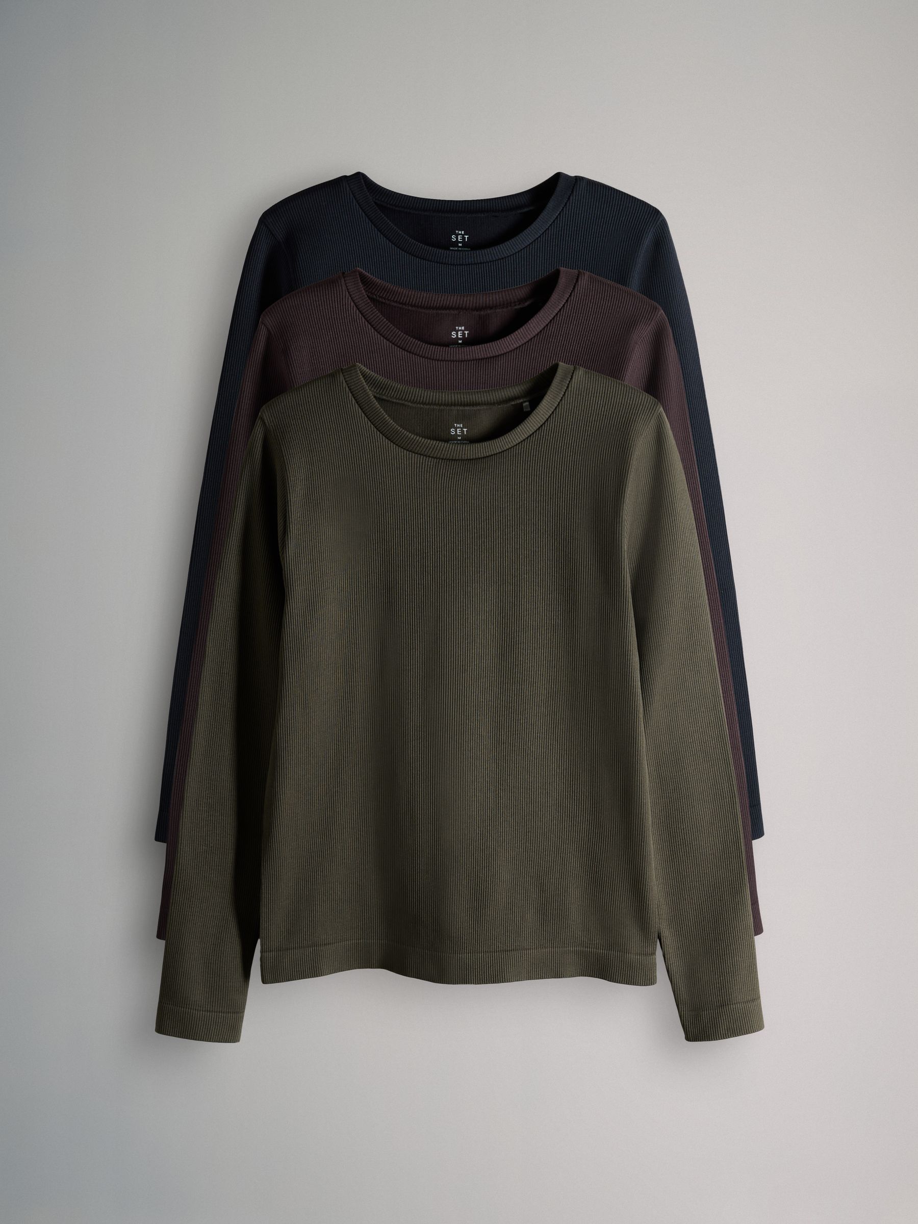 Black/Chocolate Brown/Khaki 3 Pack Active Ribbed Long Sleeve T-Shirt - Image 2 of 6