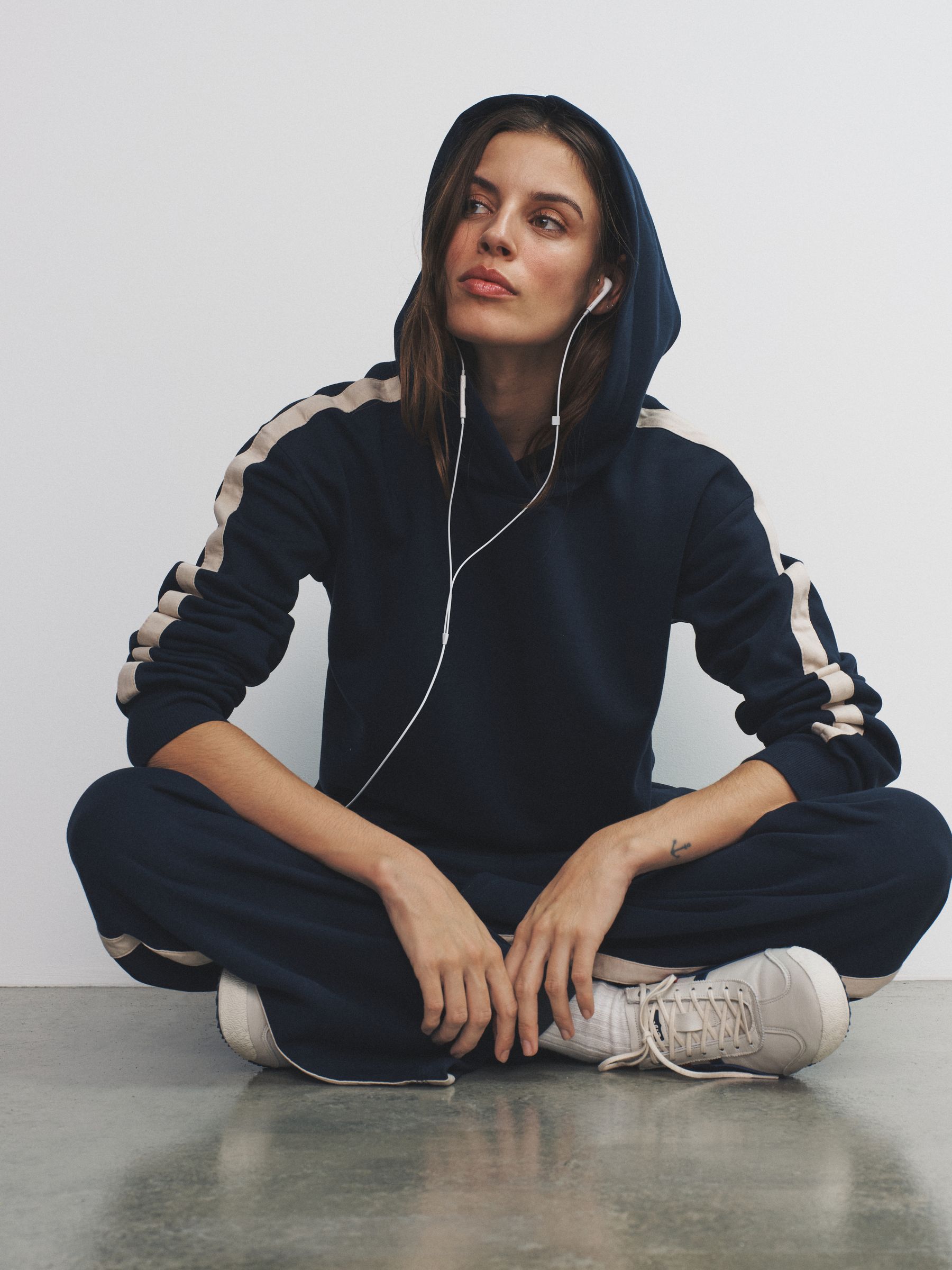 Navy Co-ord Stripe Hoodie & Joggers Set - Image 4 of 6