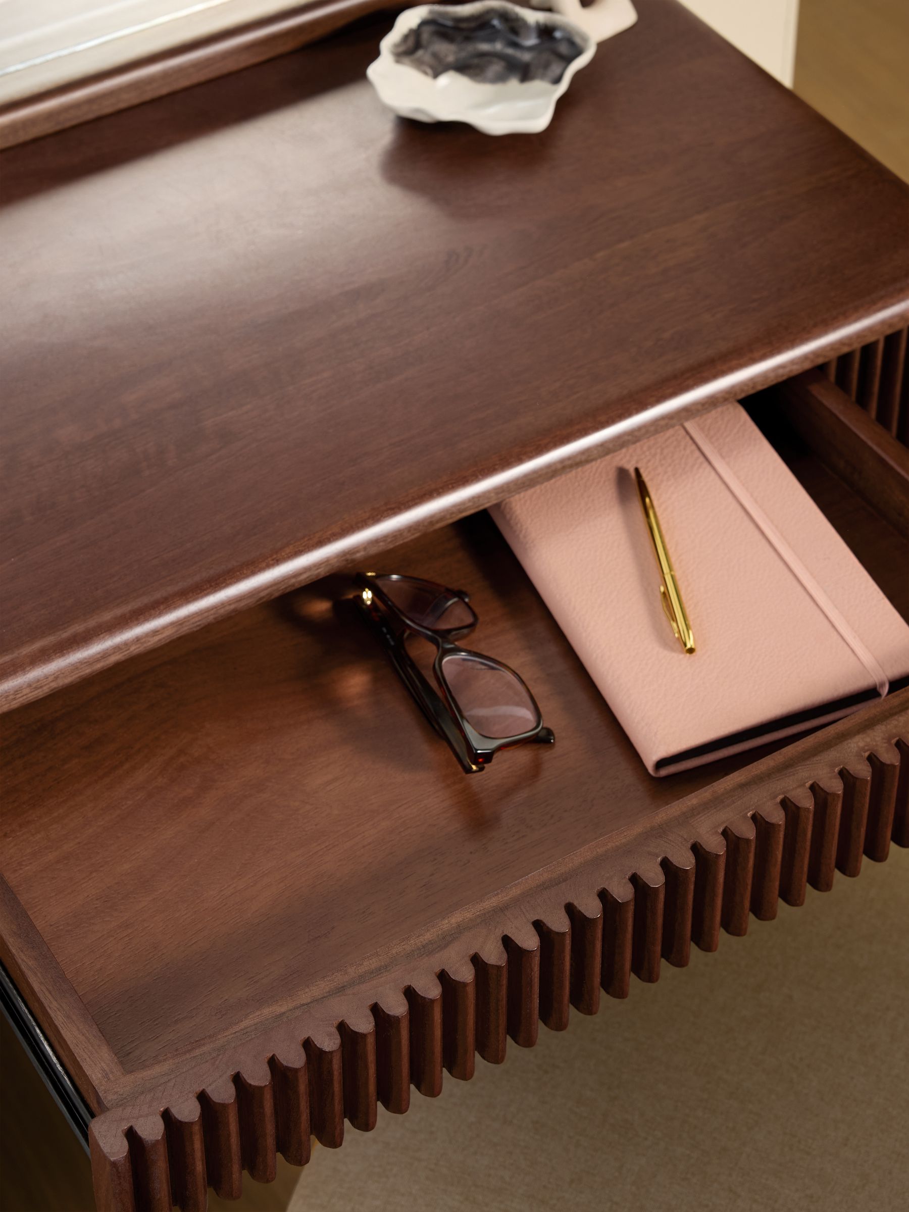 Daliah Console Dressing Table in Dark Mango - Image 2 of 8