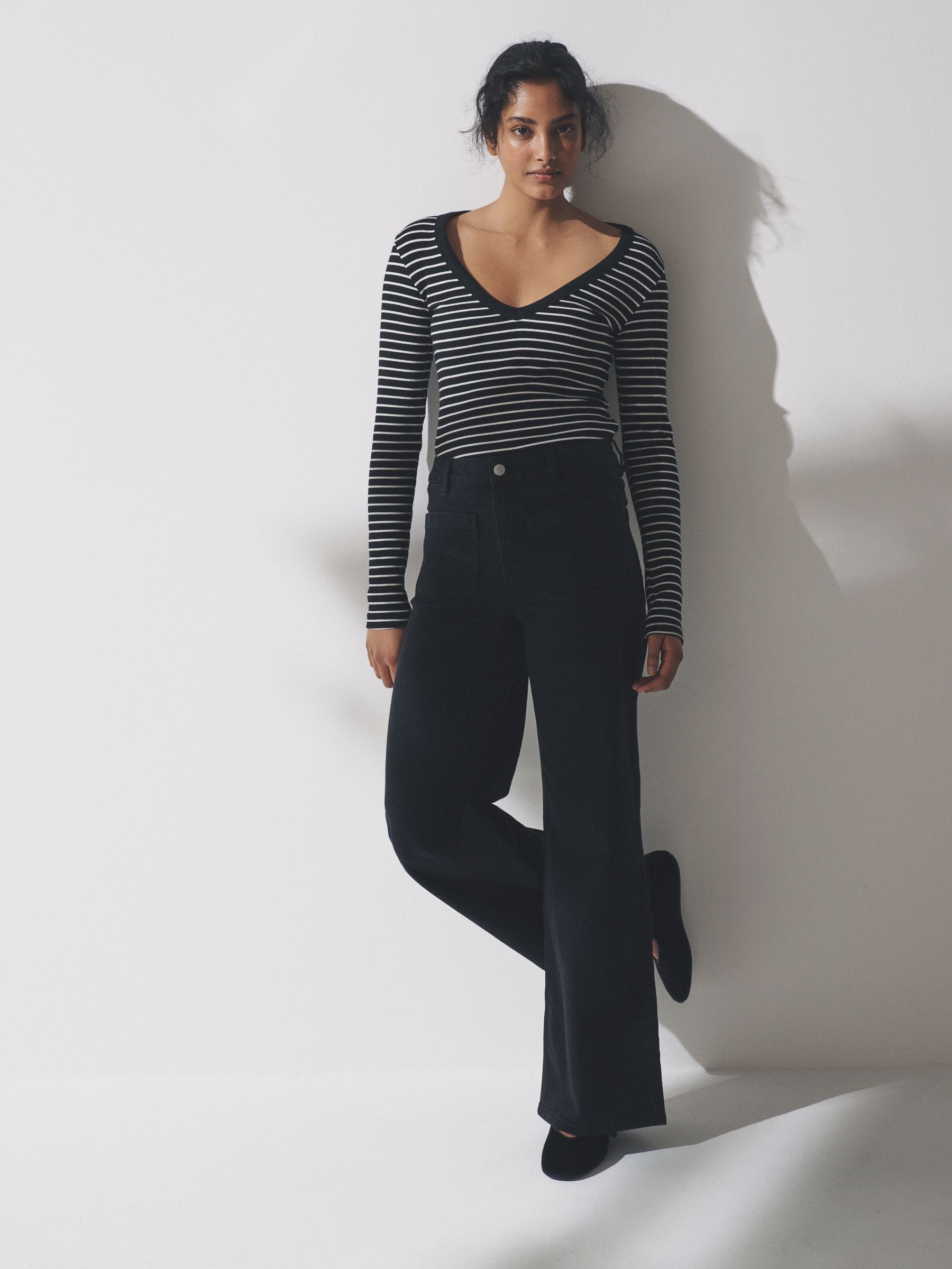 Black/Stripe/Grey/White - 4 Pack V-Neck Ribbed Long Sleeve T-Shirts - Image 3 of 6