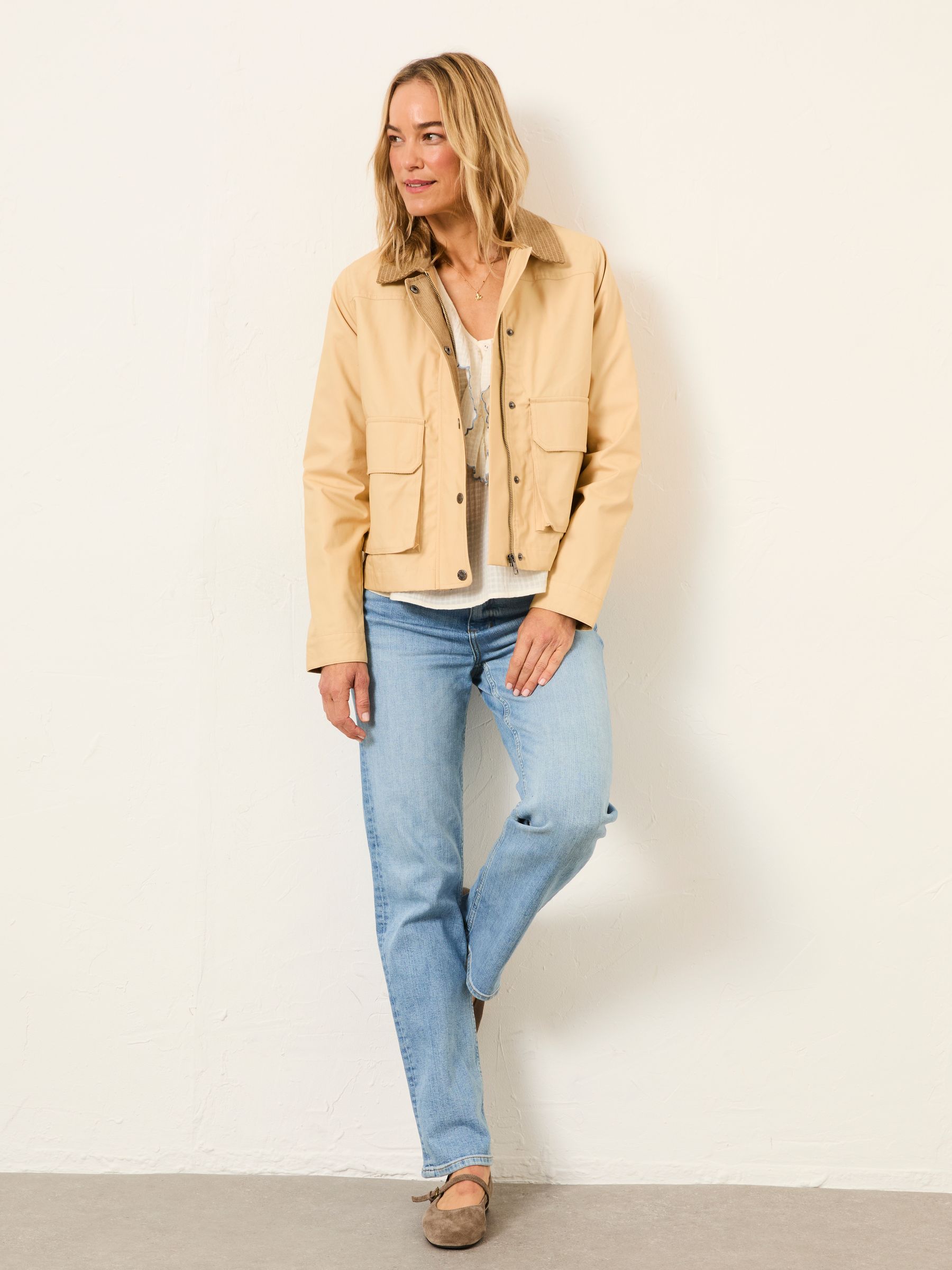 Carly White Regular Blouse - Image 4 of 5