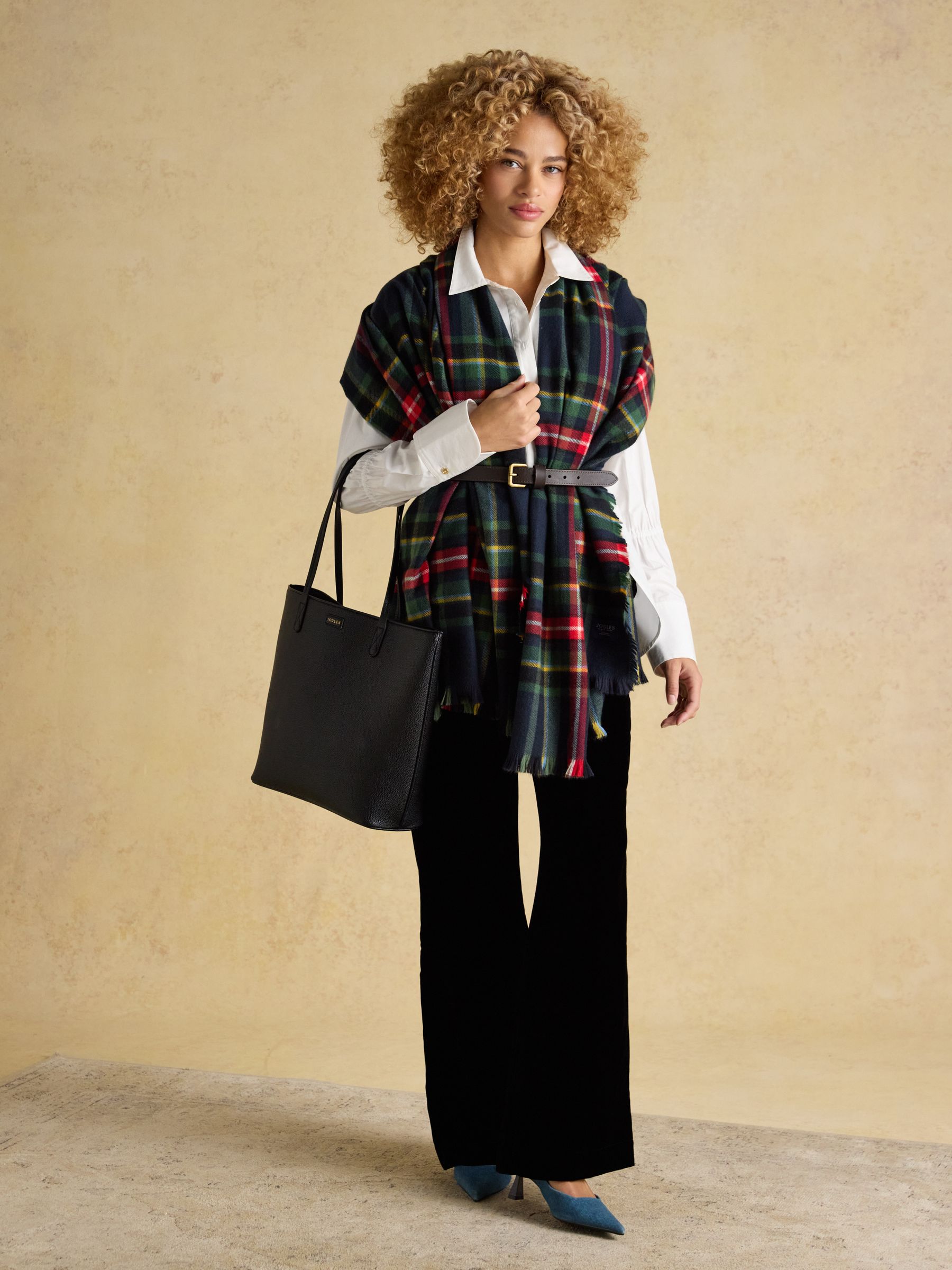 Jemima Black Tote Bag - Image 4 of 9