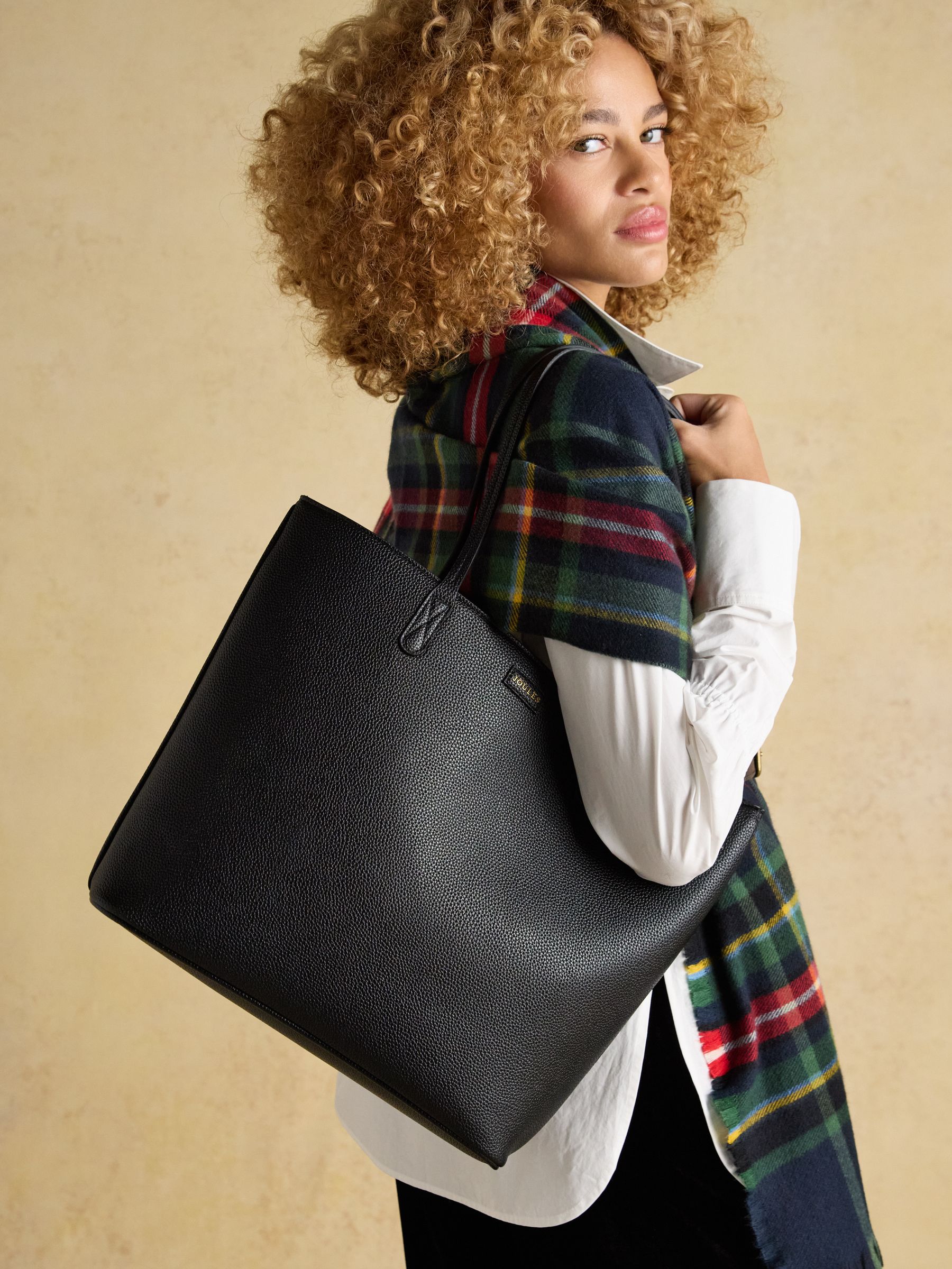 Jemima Black Tote Bag - Image 5 of 9