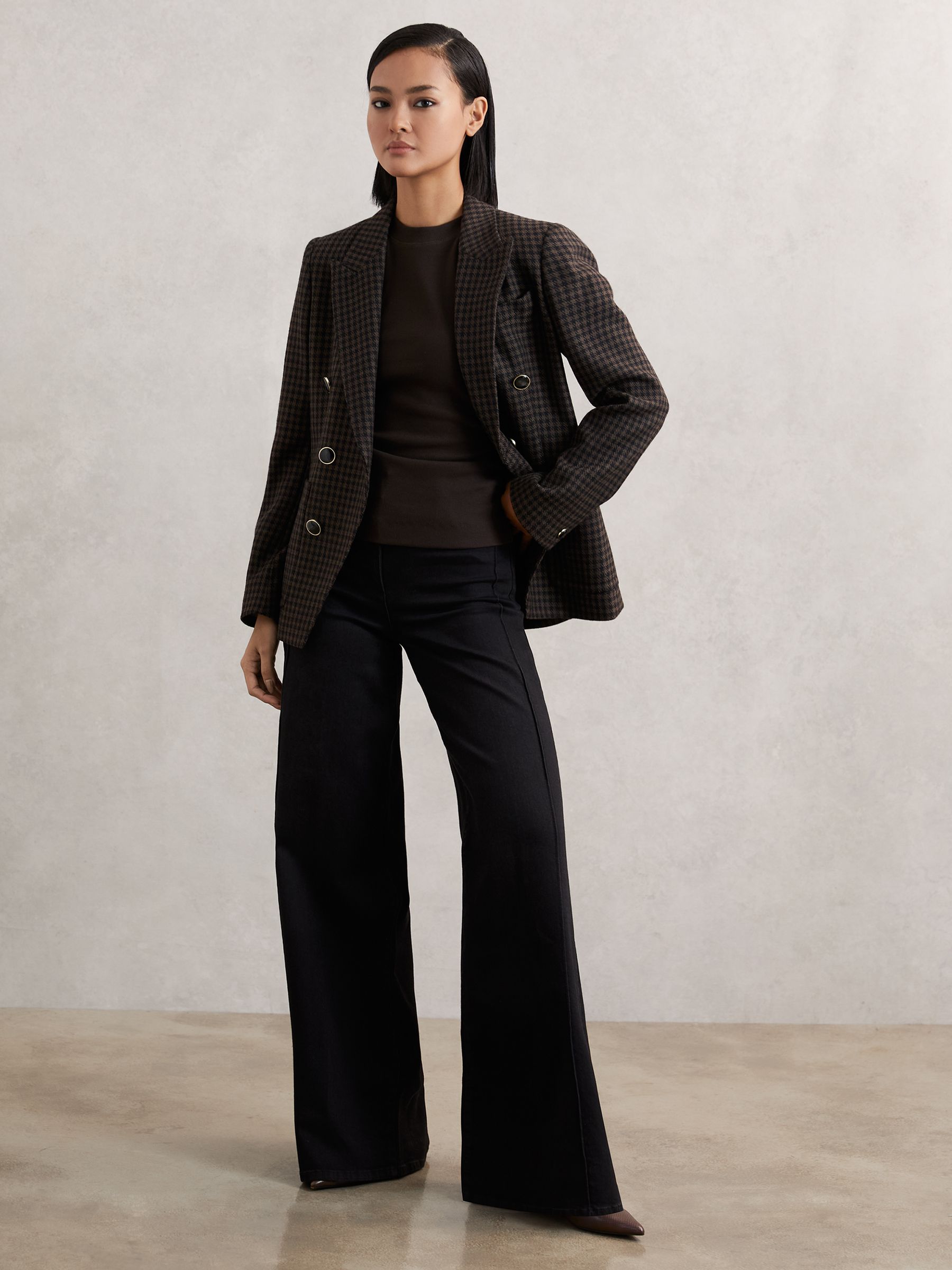 Ribbed Ruched Waist Vest in Chocolate - Image 4 of 6