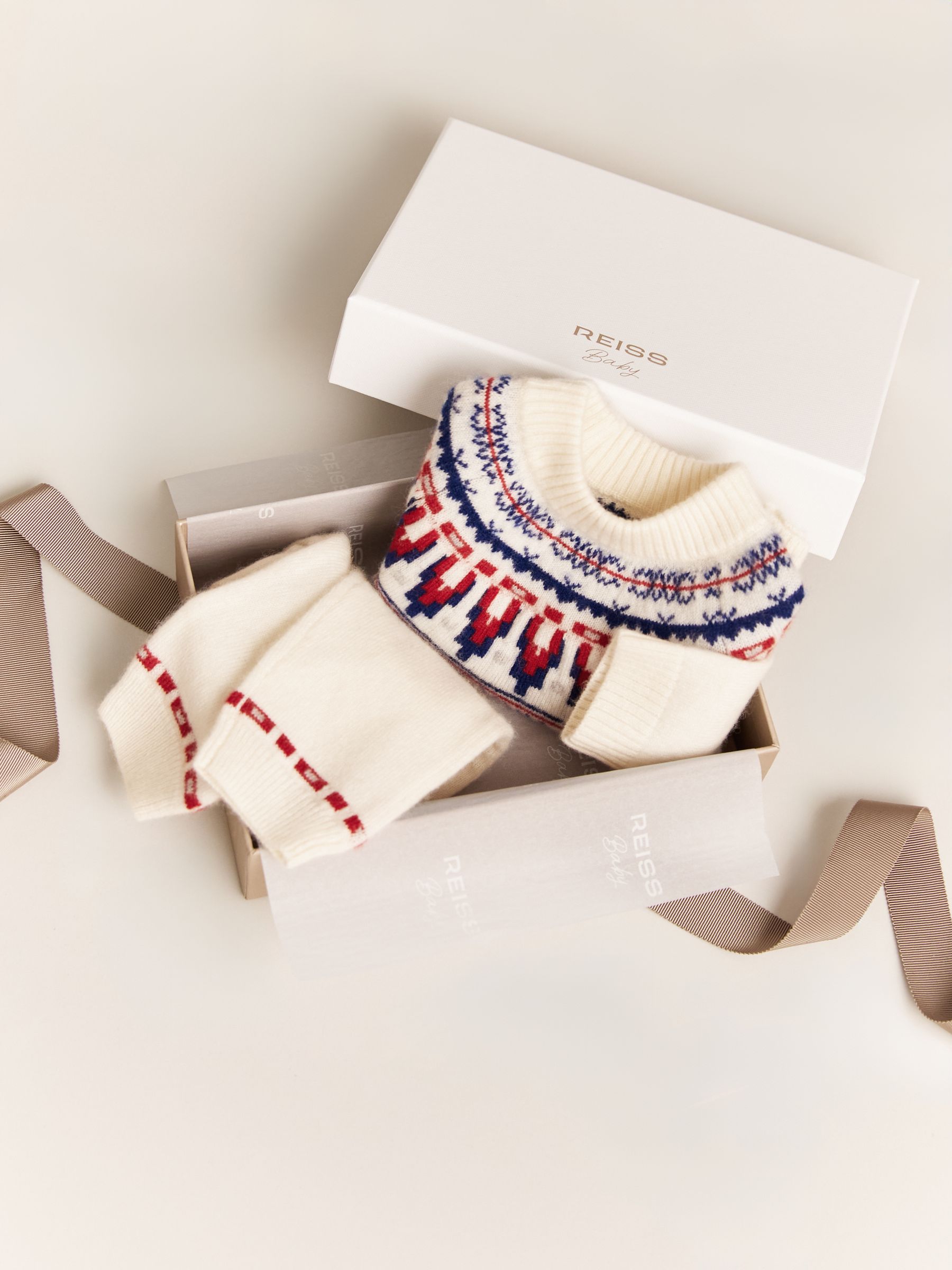 100% Cashmere Jumper and Leggings Set in Ivory - Image 4 of 5