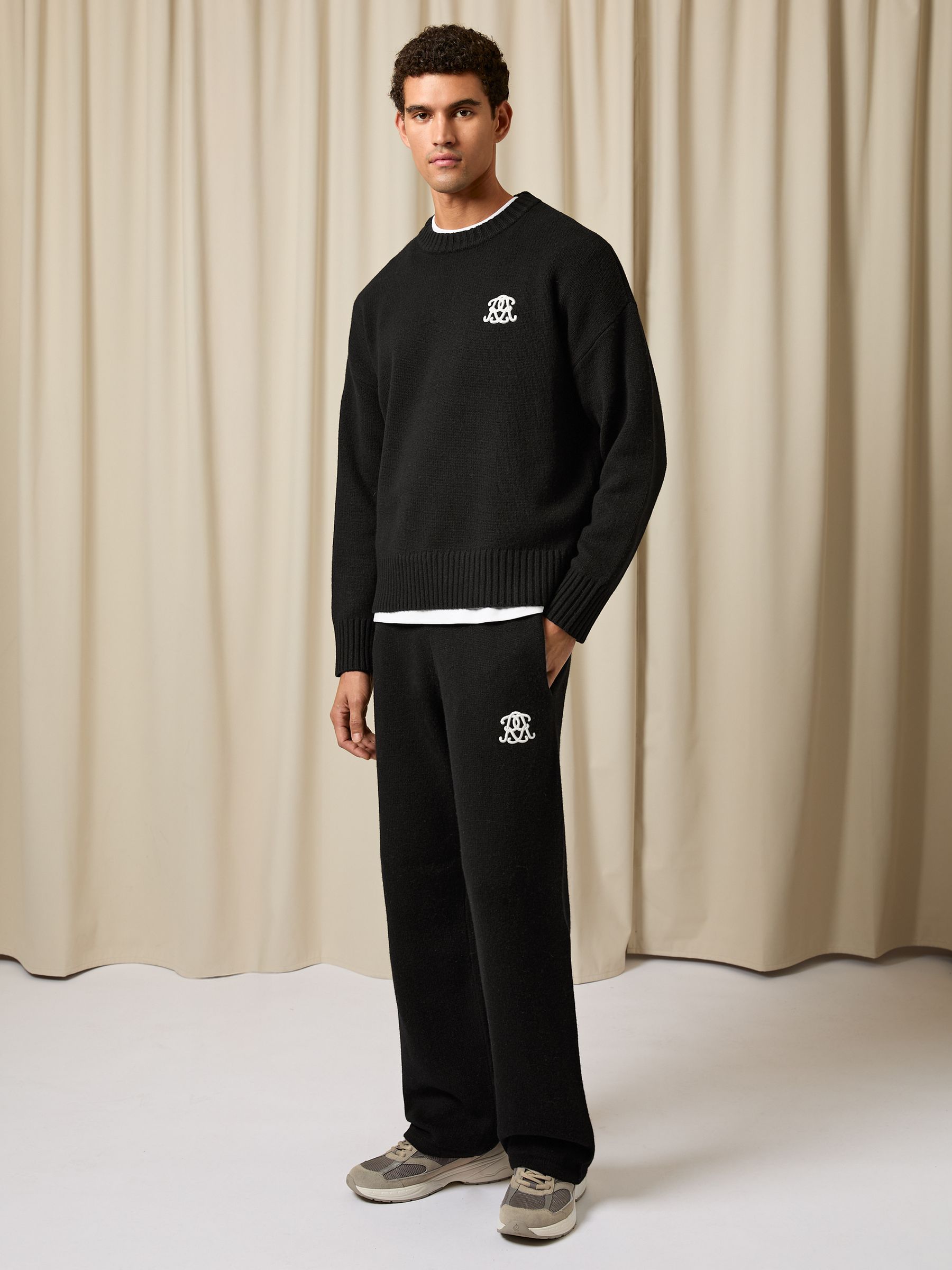 Joggers in Black - Image 1 of 6