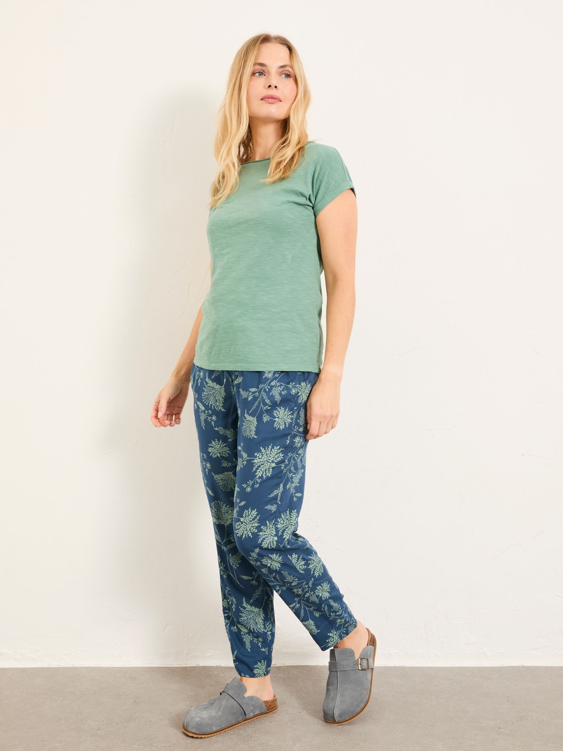 Tapered Trousers