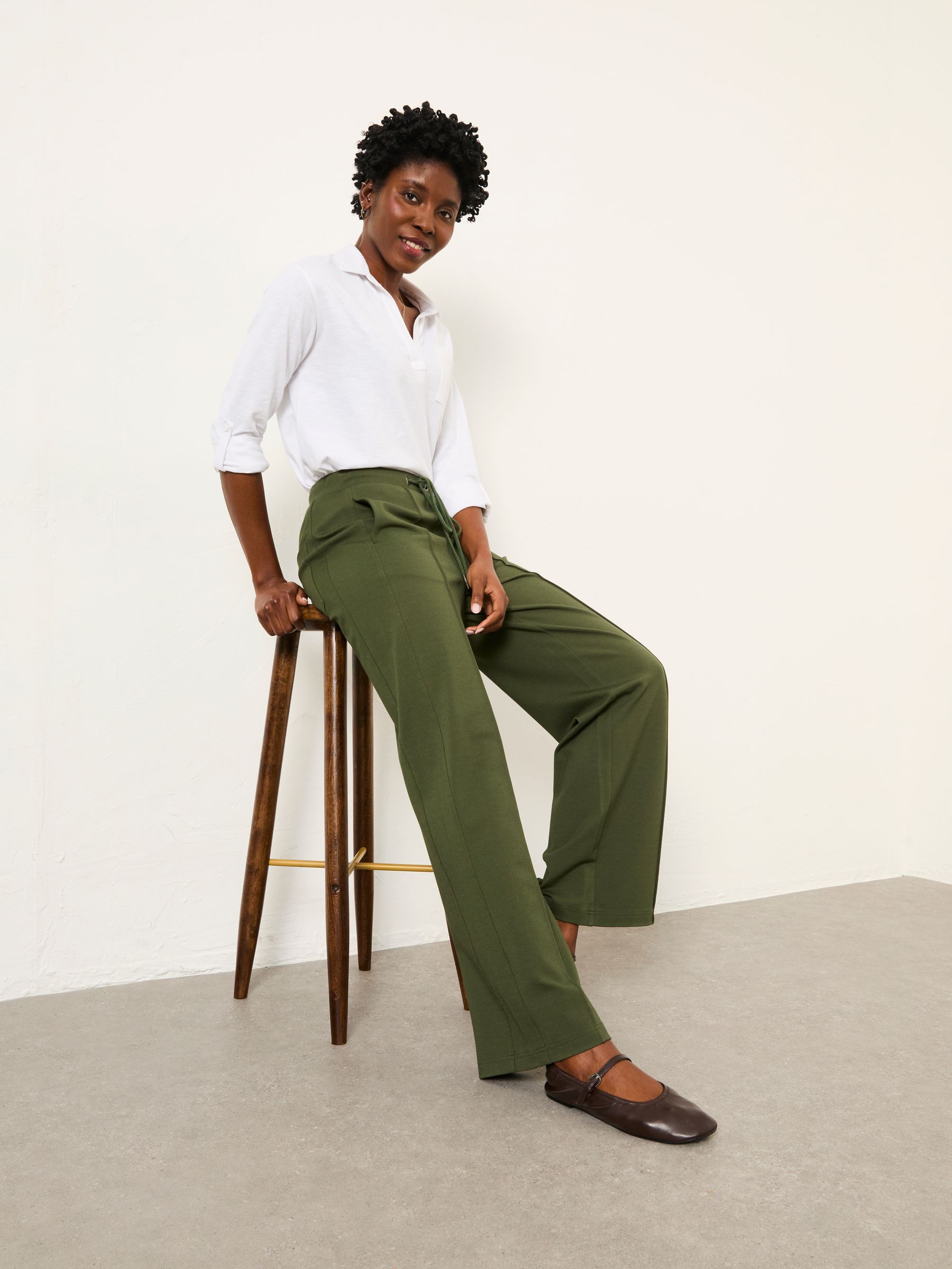 Ely Khaki Green Ponte Wide Leg Trouser - Image 5 of 6