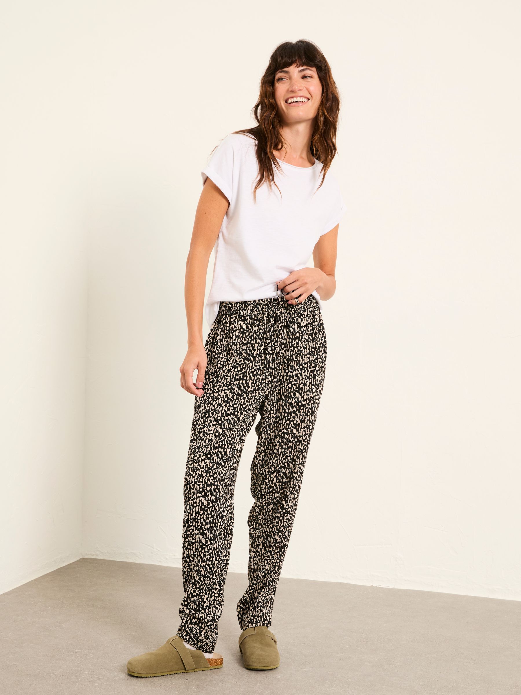 mono texture Tapered Trousers - Image 3 of 6