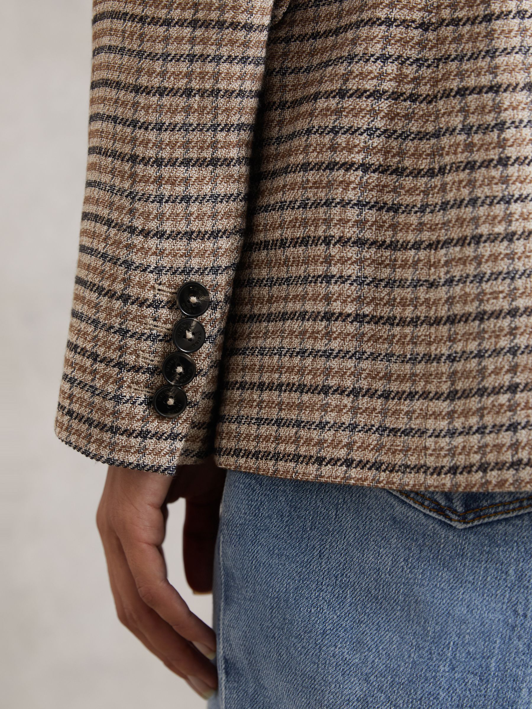 Single-Breasted Check Suit Blazer With Linen in Neutral Check - Image 5 of 7