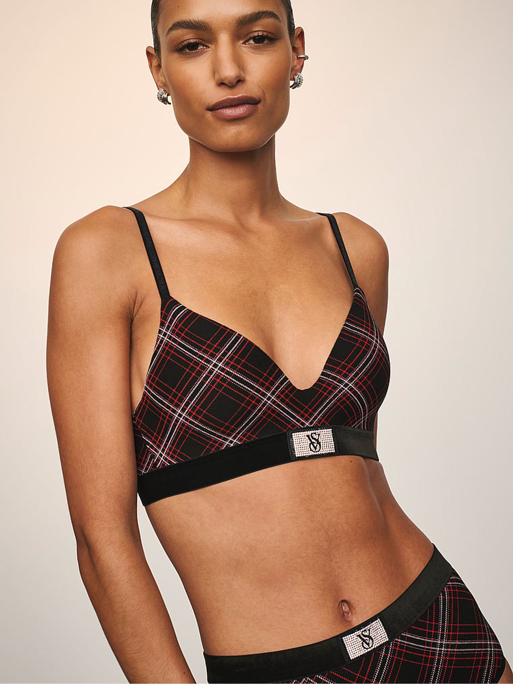 Black Tartan Non Wired Lightly Lined Logo Shine Patch Velvet Bra - Image 3 of 3