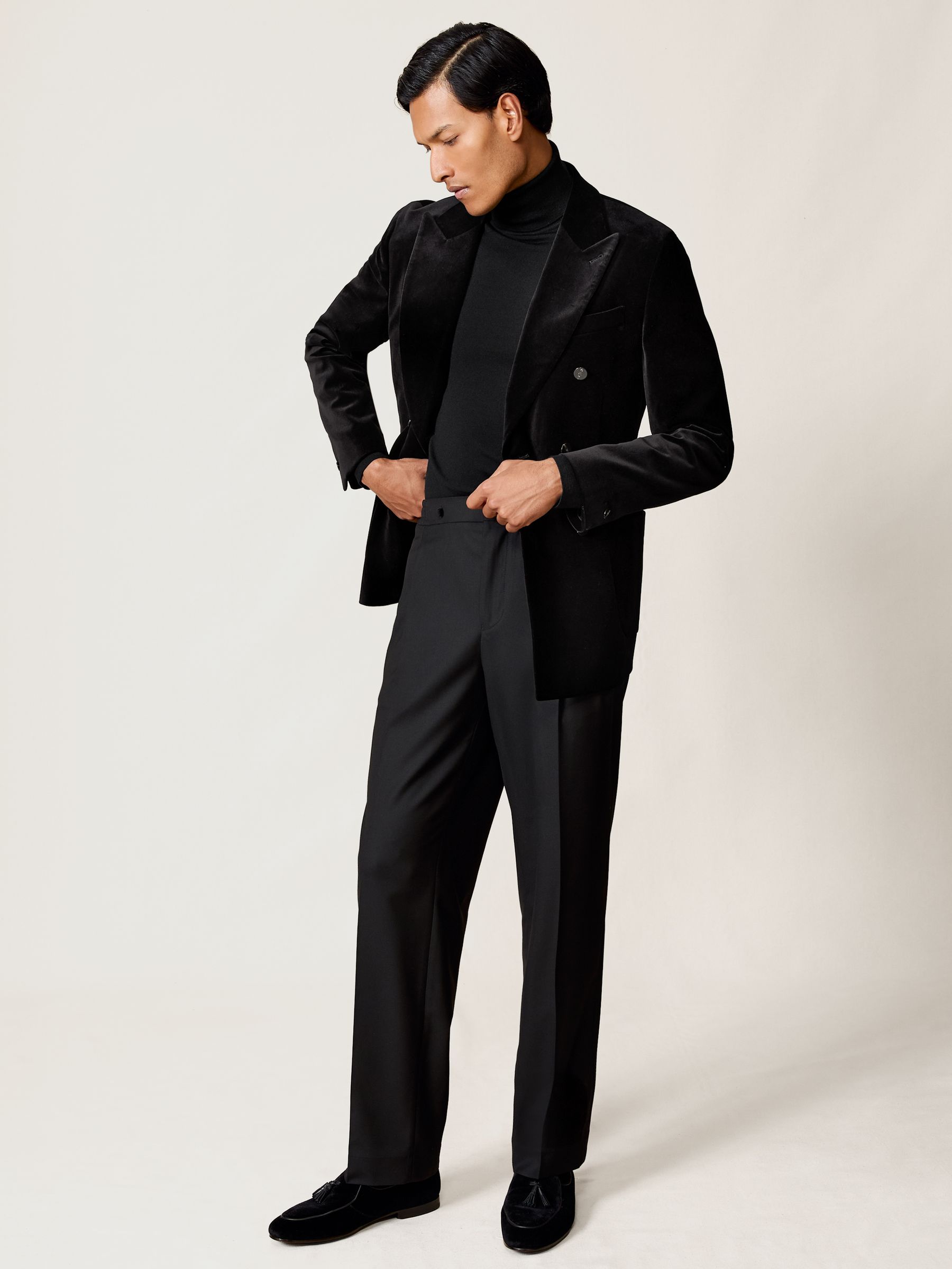 Double-Breasted Velvet Blazer Tailored-Fit in Black - Image 3 of 10