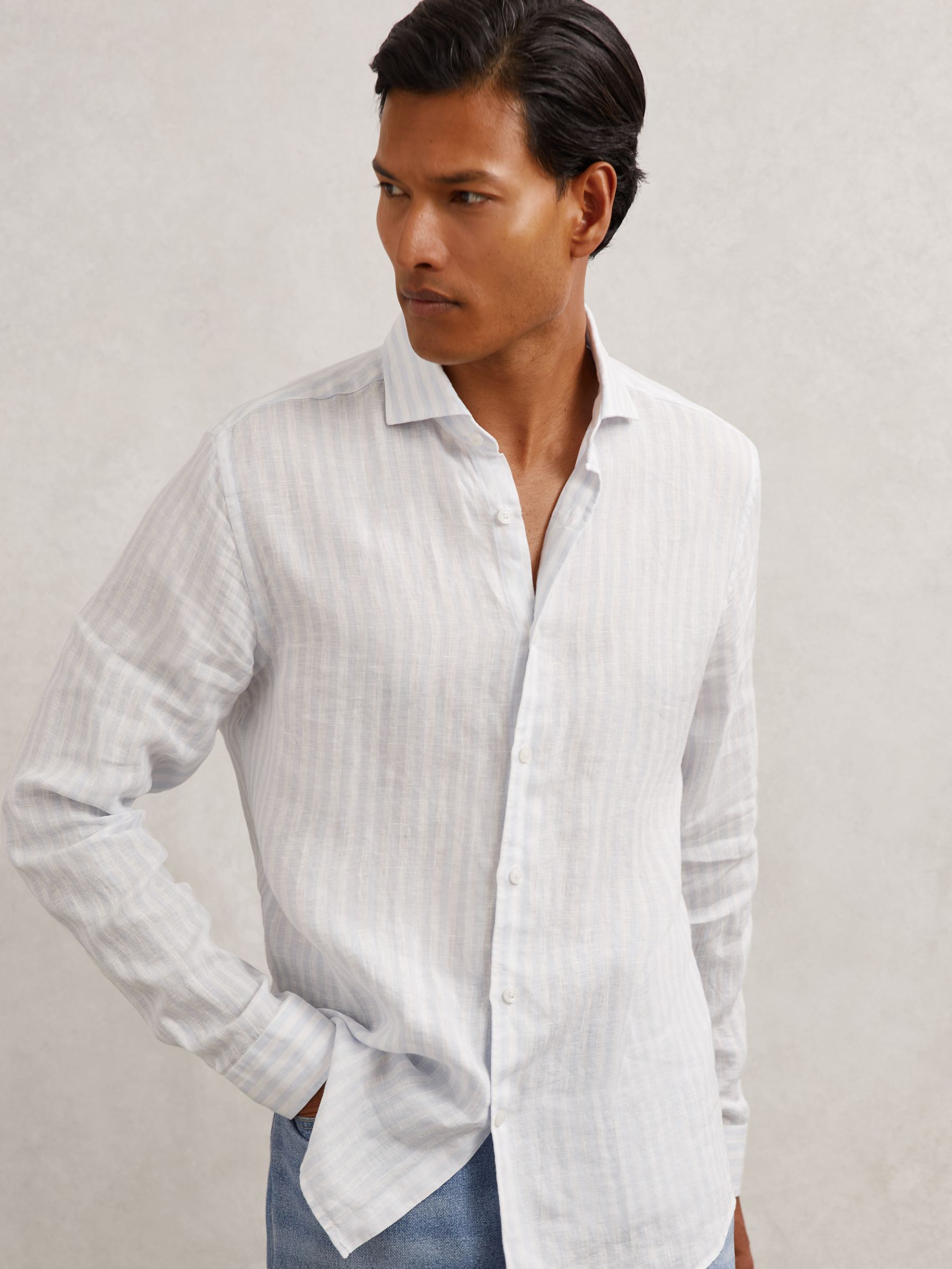 Shirt in Pale Blue/White Stripe - Image 4 of 7