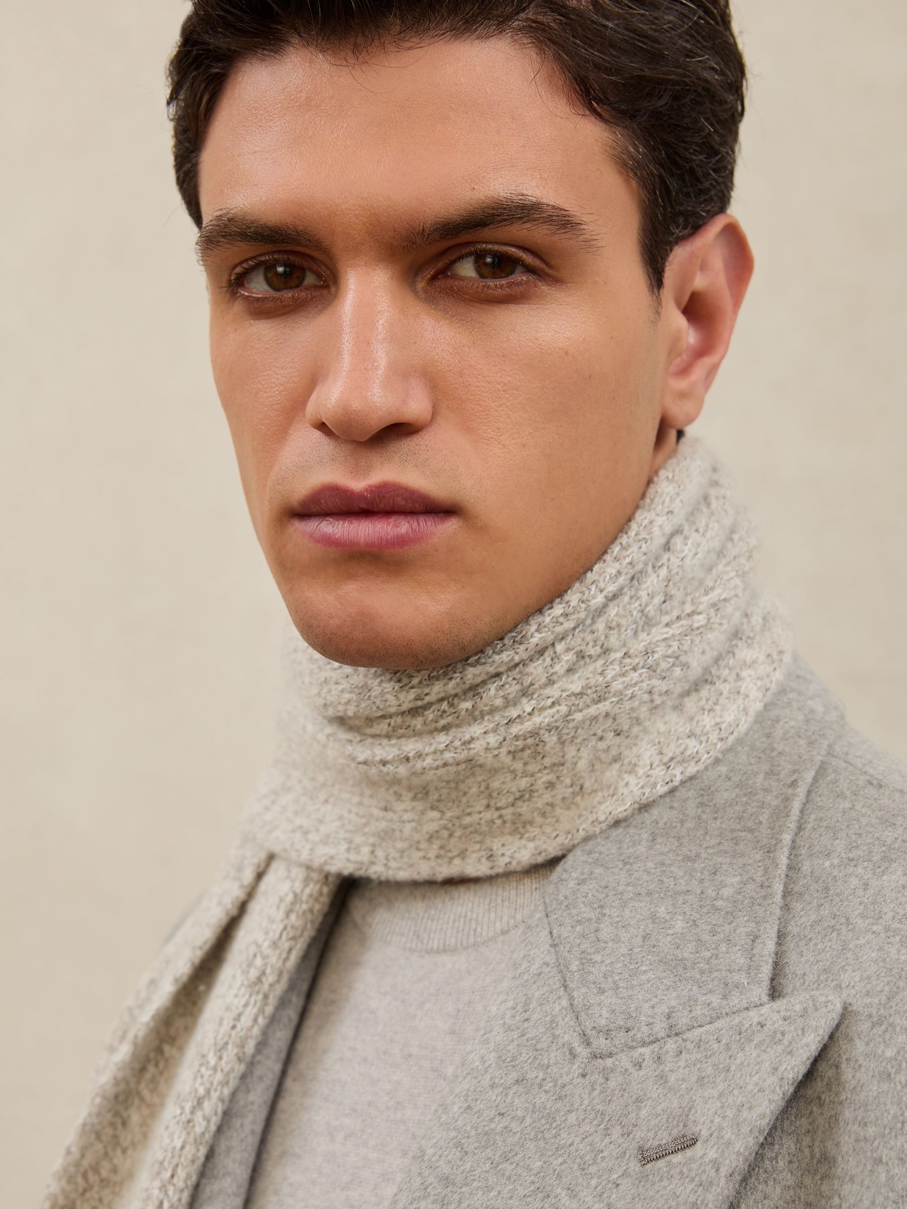 Atelier Cashmere Double-Breasted Overcoat in Soft Grey - Image 4 of 7