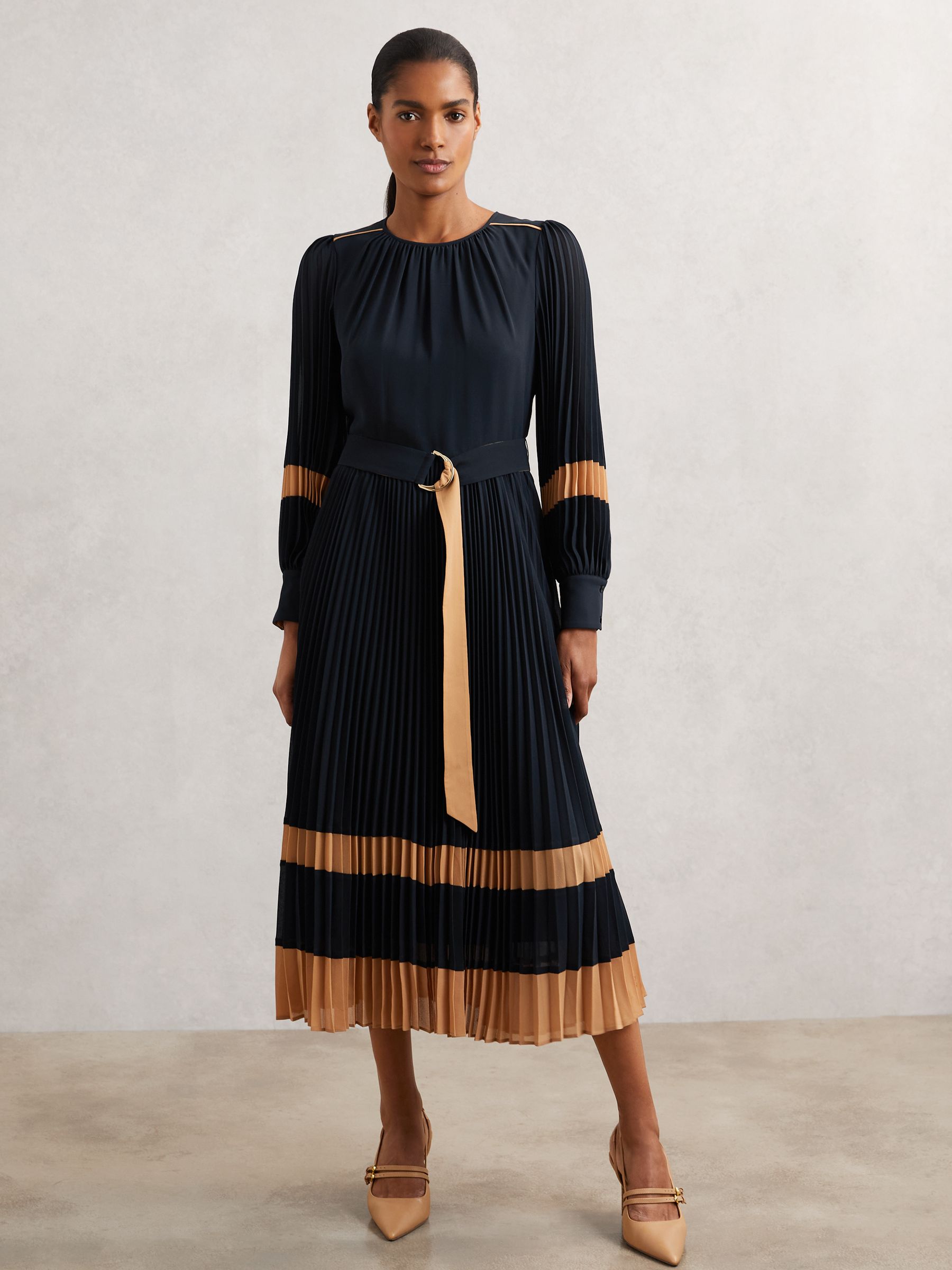 Colour-Block Pleated Midi Dress in Navy/Camel - Image 3 of 6